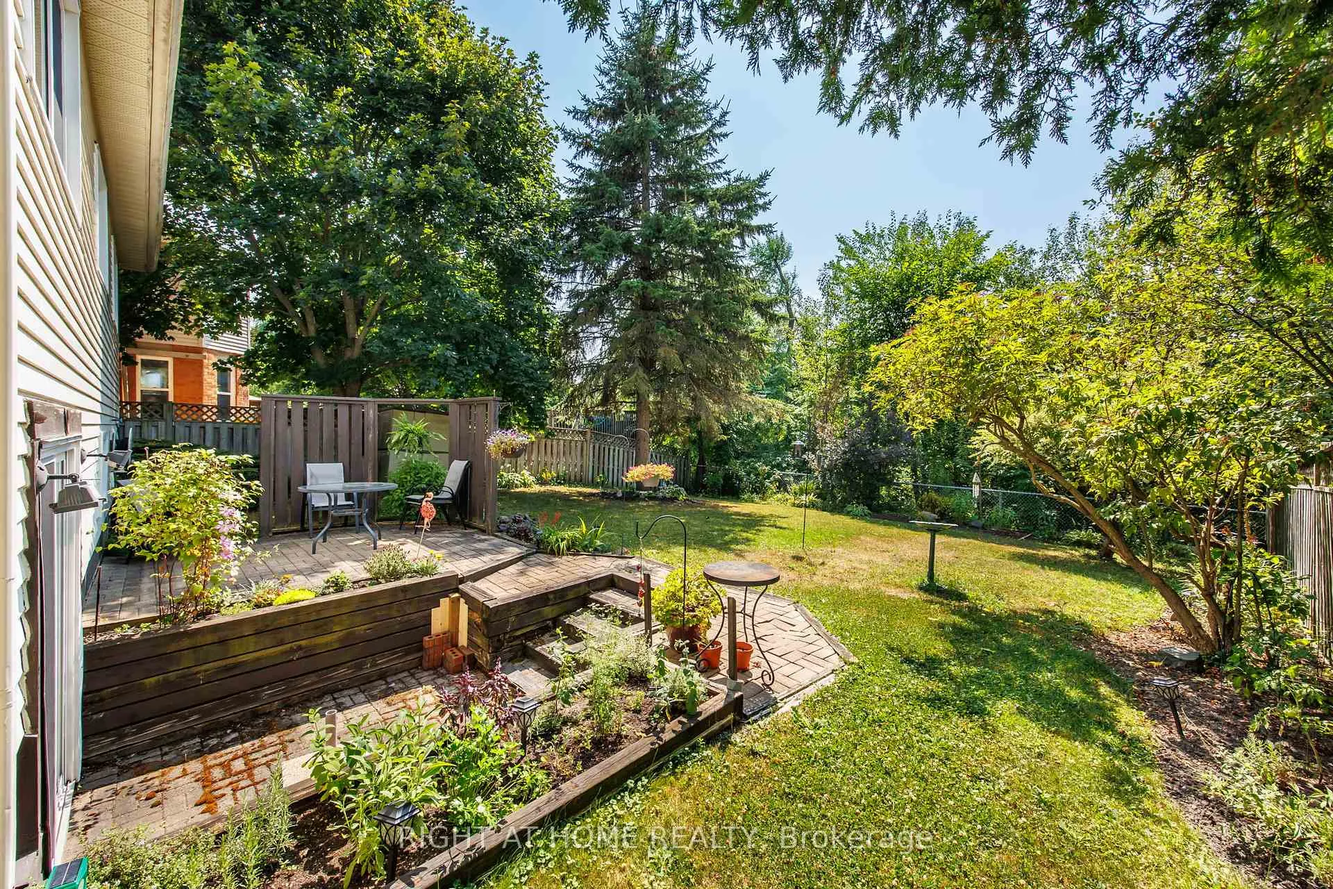 Photo 34 of 29 Herrell Avenue, Barrie, Painswick South — HOMEH