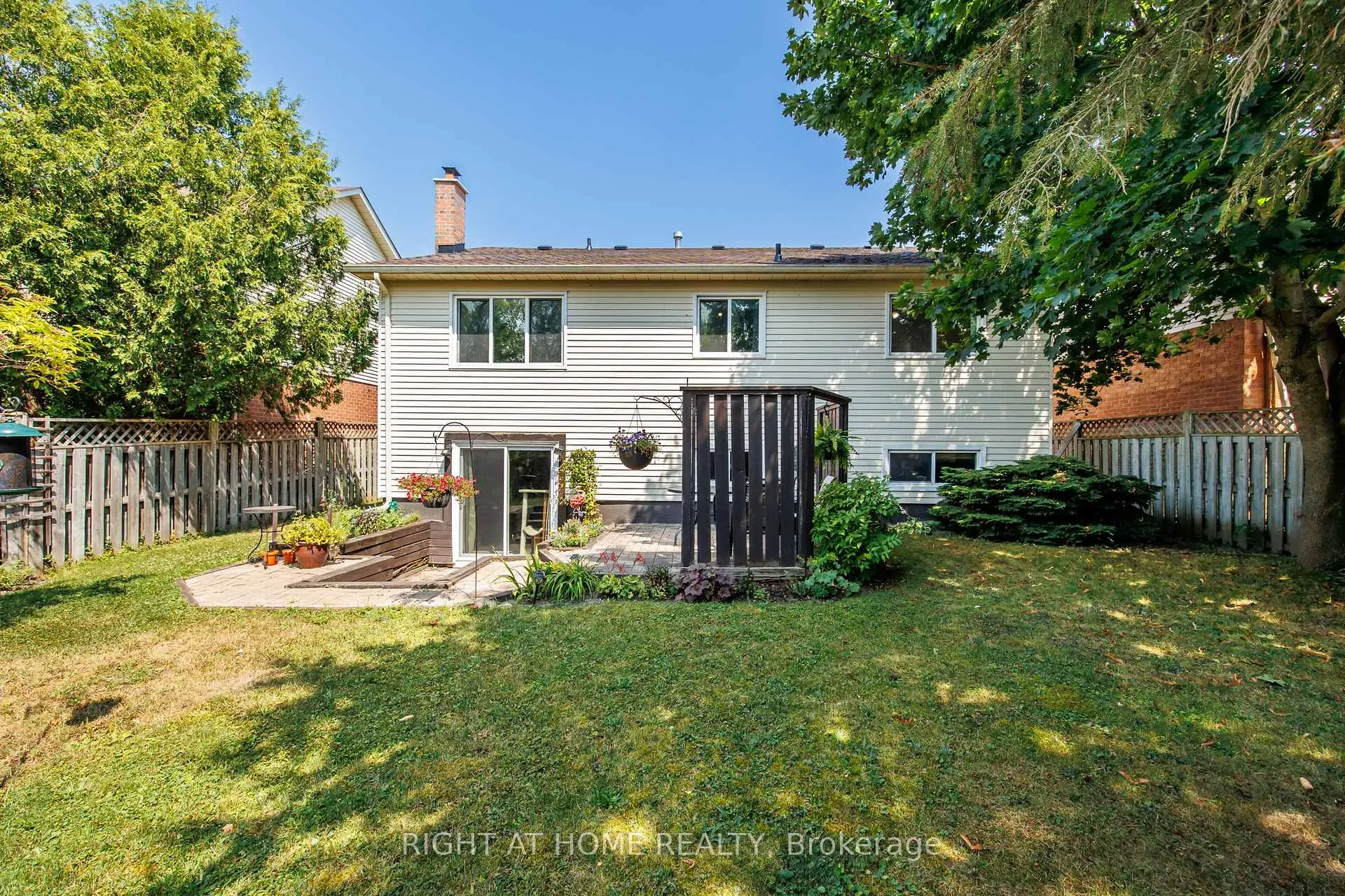 Photo 36 of 29 Herrell Avenue, Barrie, Painswick South — HOMEH