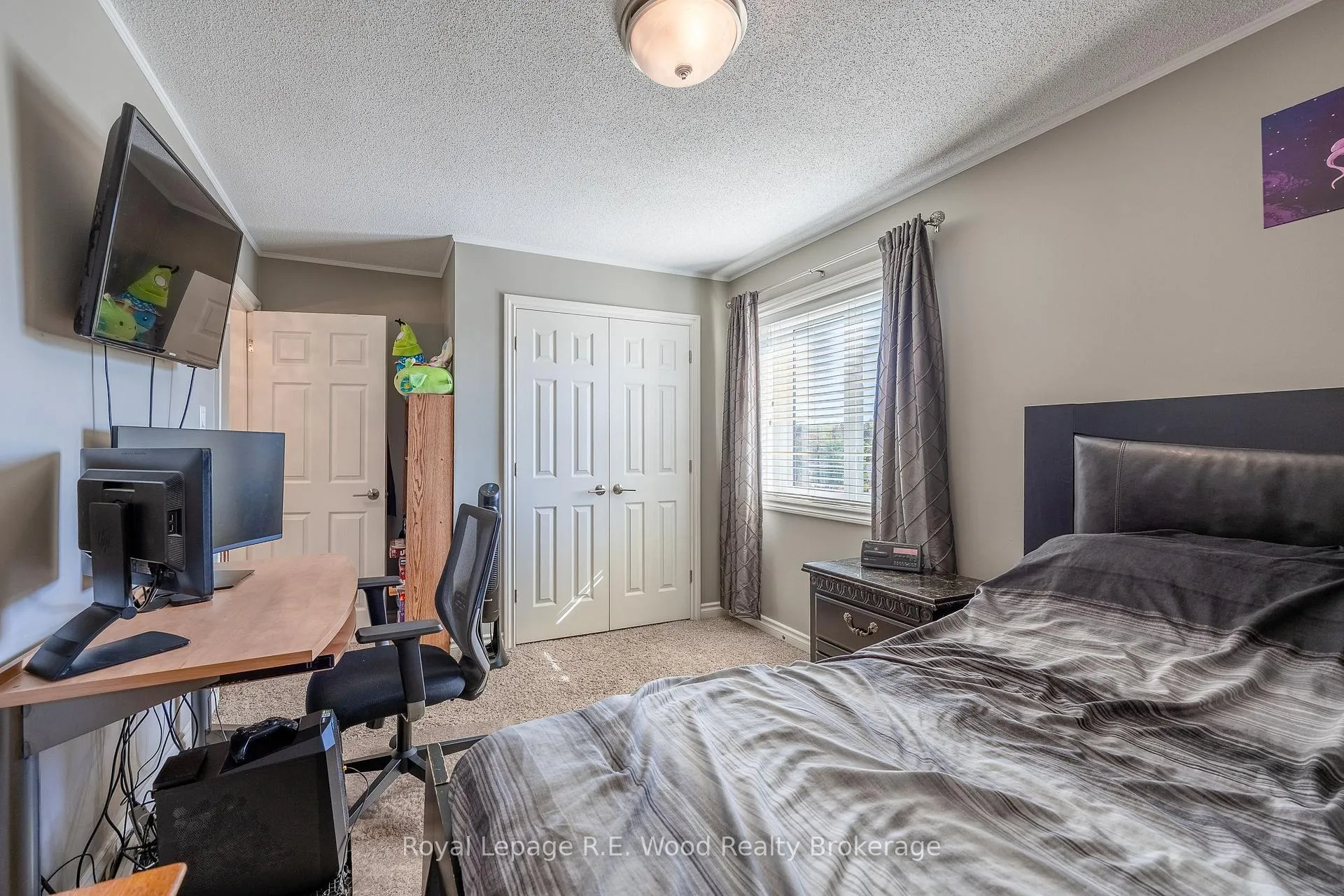 Photo 22 of 21 Thomas Avenue, Tillsonburg — HOMEH