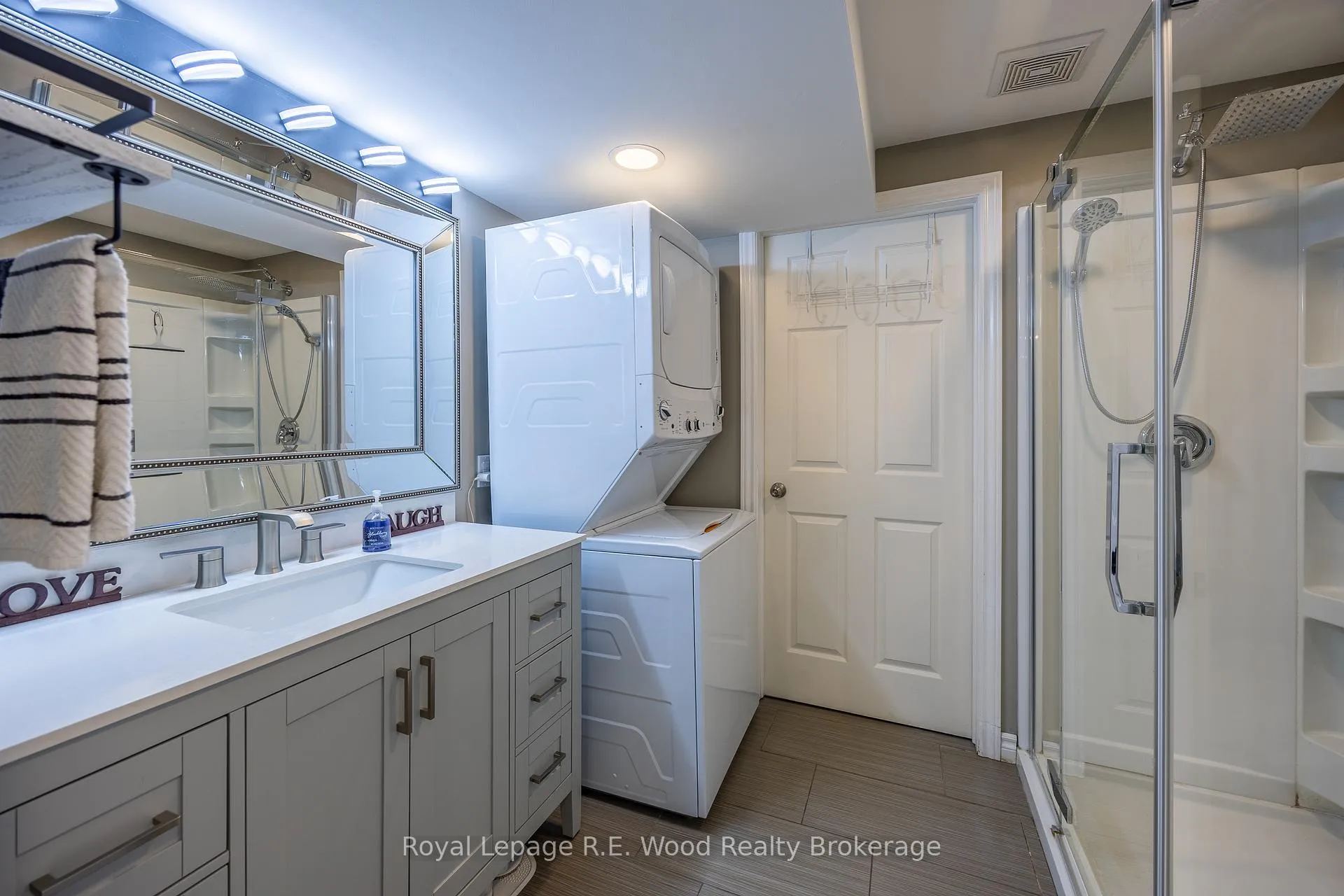 Photo 31 of 21 Thomas Avenue, Tillsonburg — HOMEH