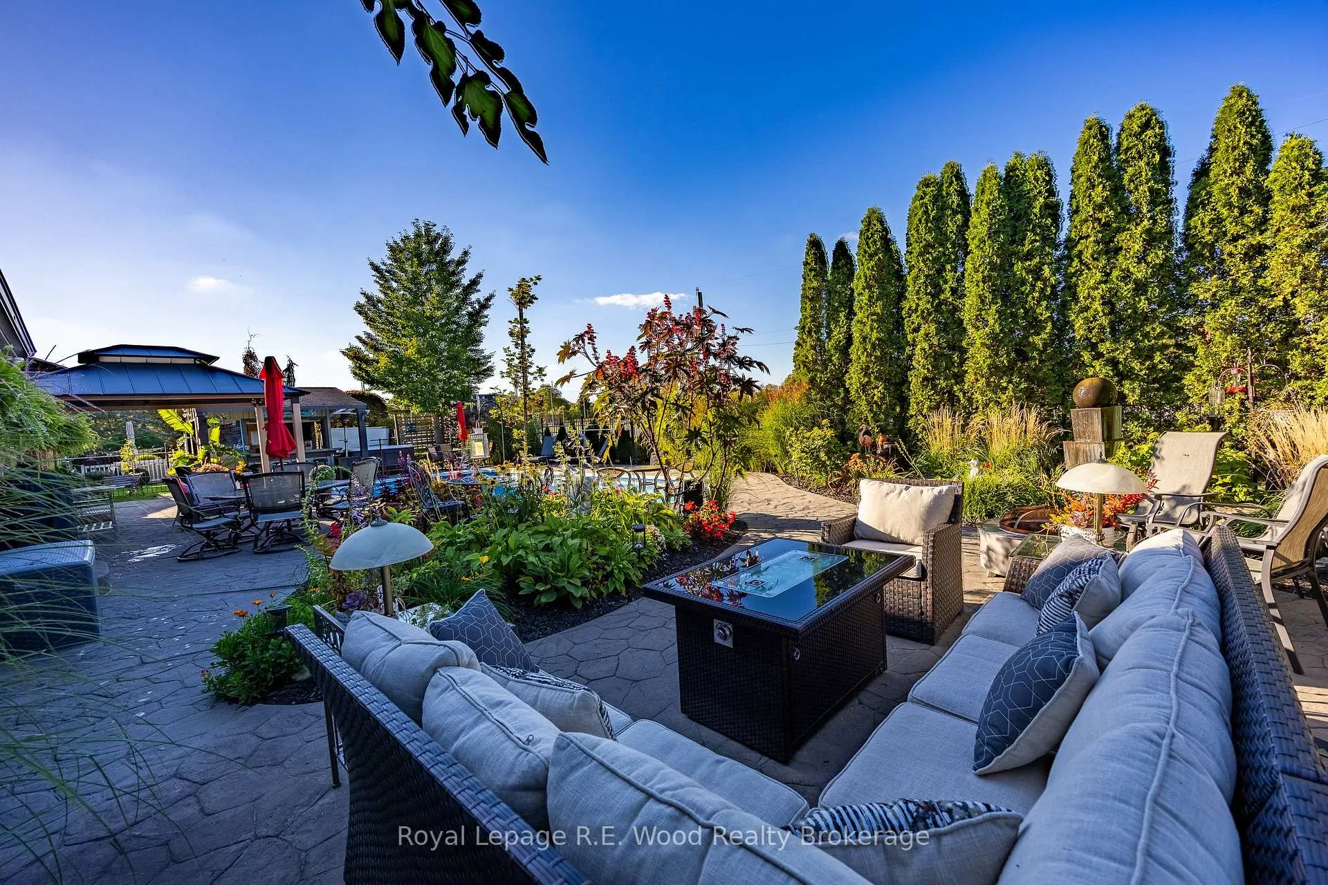 Photo 39 of 21 Thomas Avenue, Tillsonburg — HOMEH