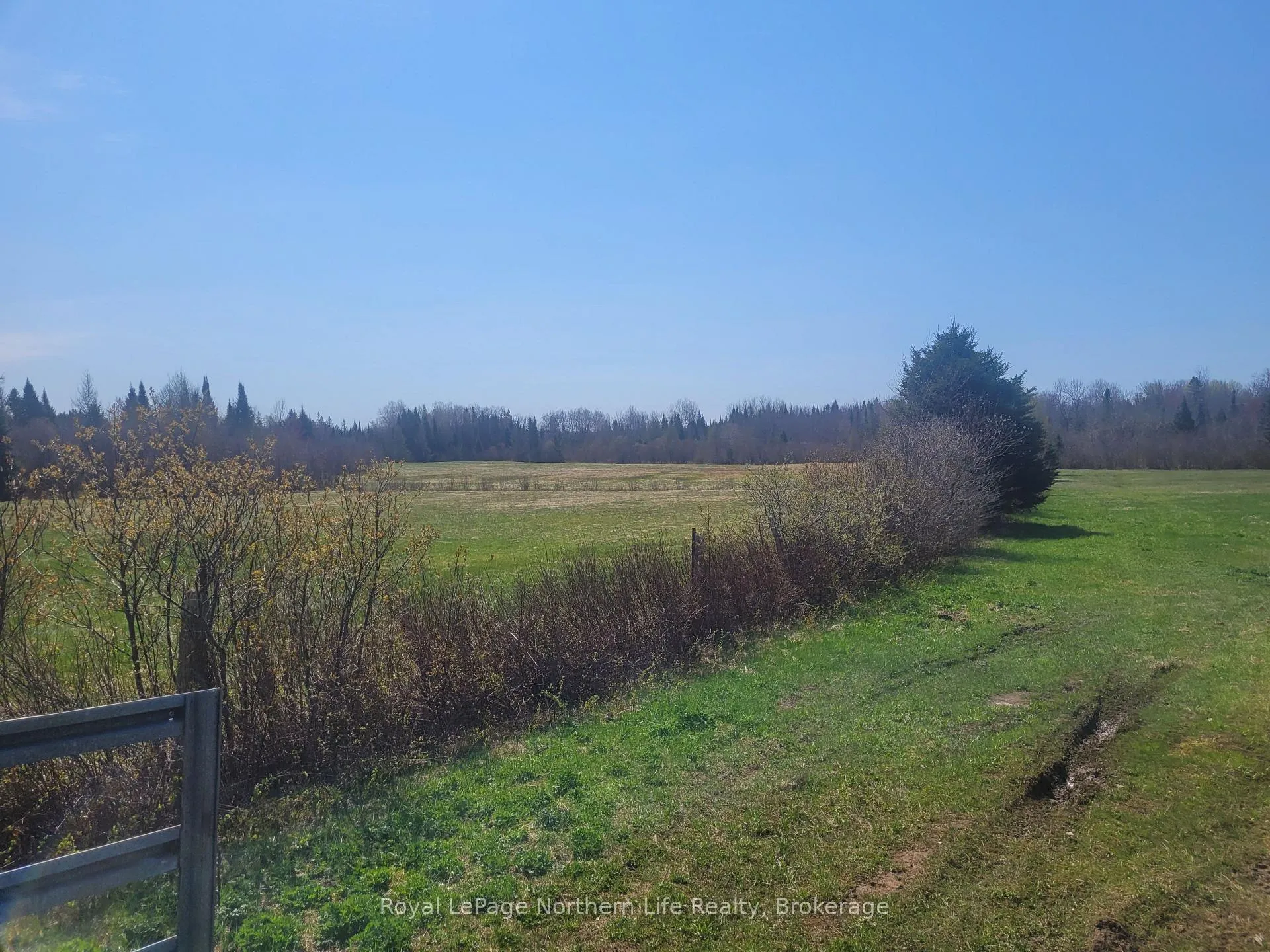 Photo 7 of PT LOT 19 Con 13, Papineau-Cameron, Papineau Cameron — HOMEH