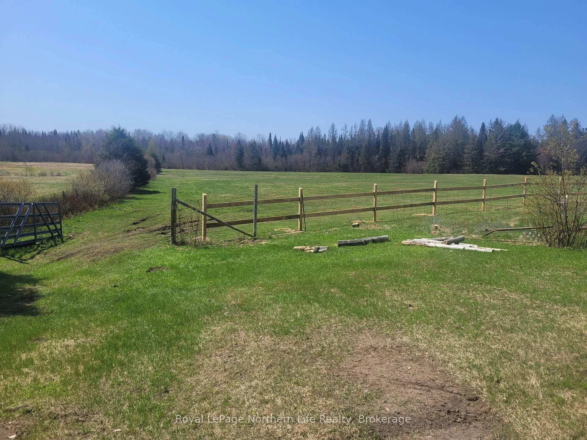 Photo 11 of PT LOT 19 Con 13, Papineau-Cameron, Papineau Cameron — HOMEH