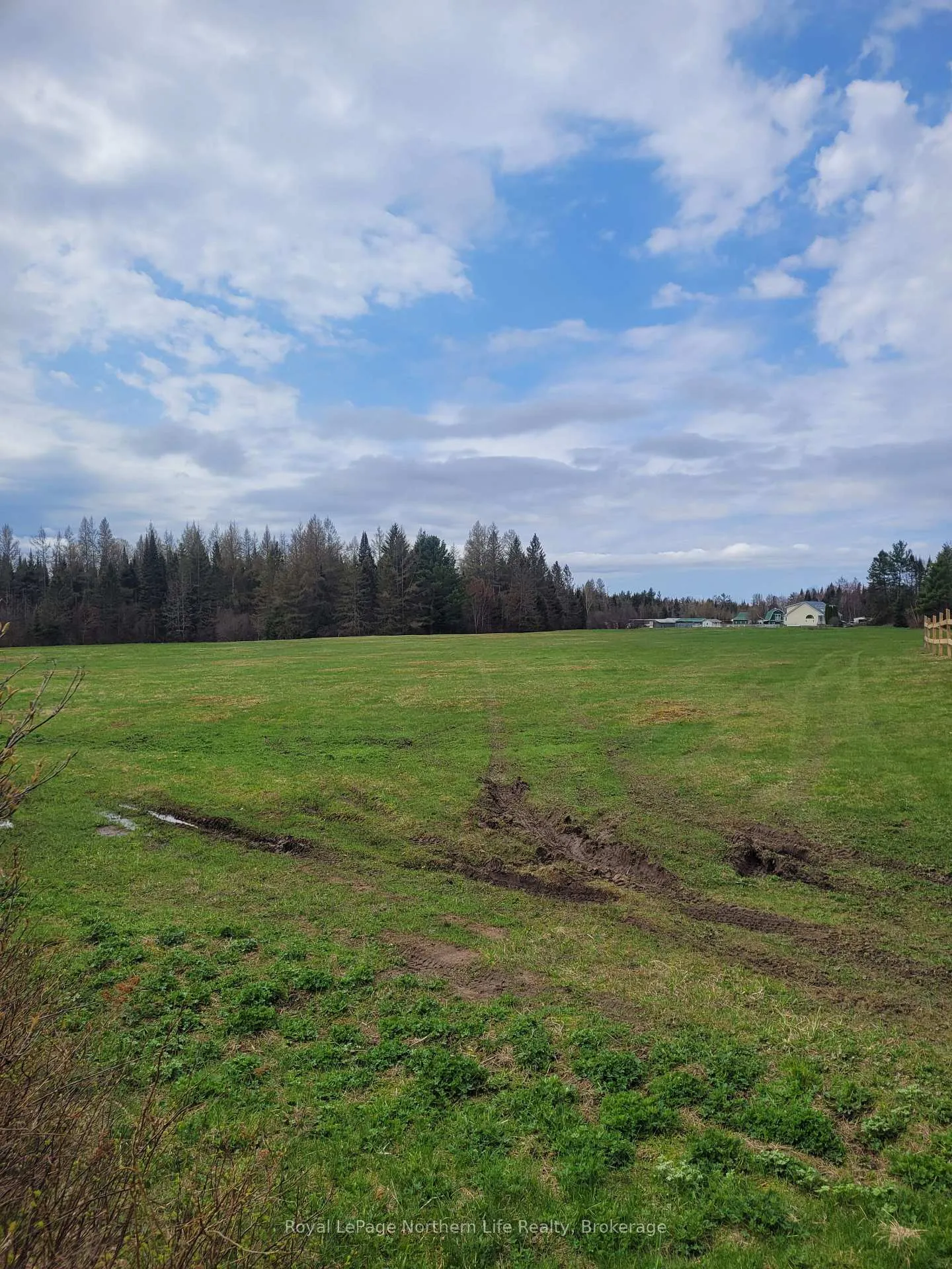 Photo 13 of PT LOT 19 Con 13, Papineau-Cameron, Papineau Cameron — HOMEH