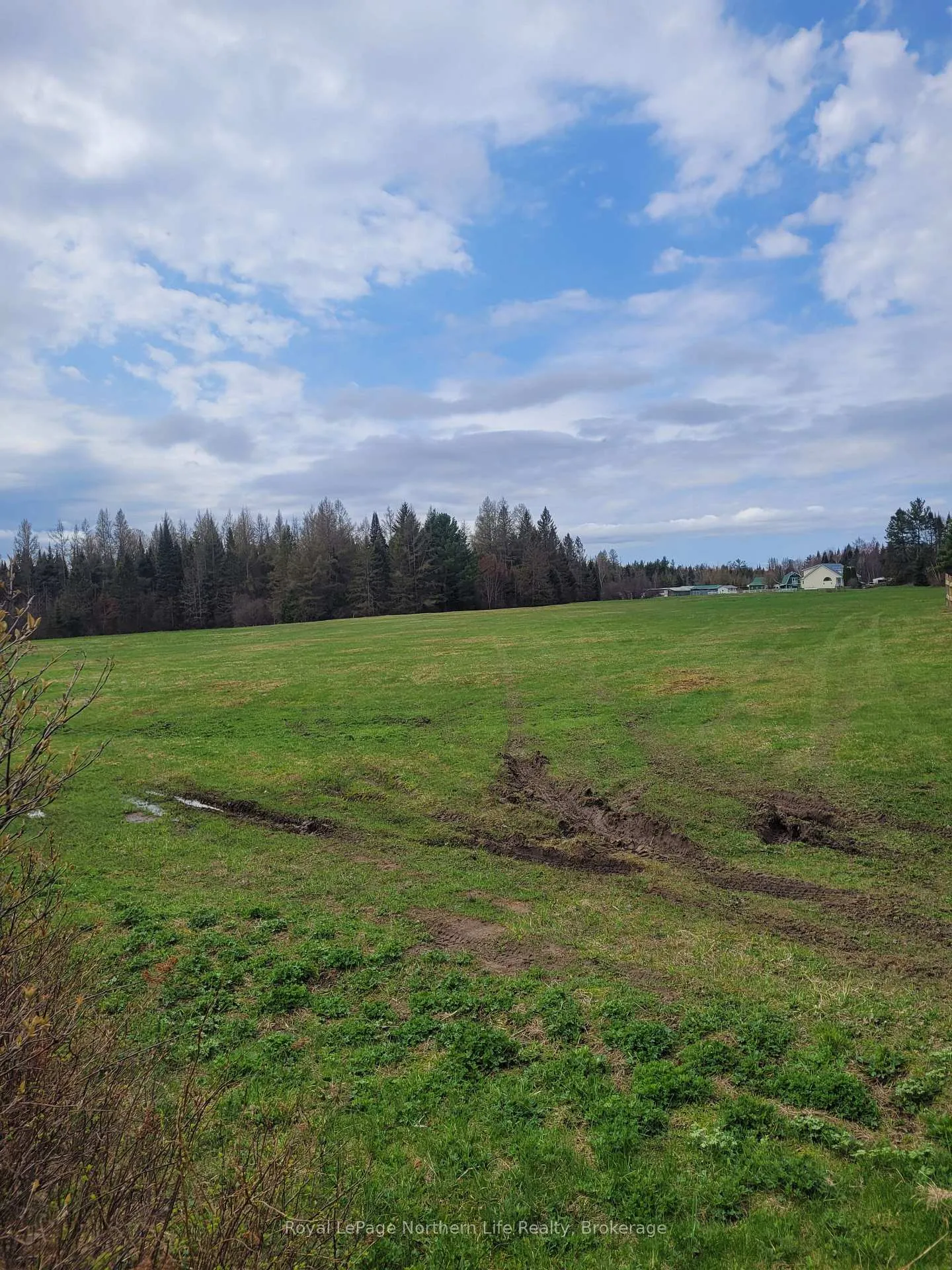 Photo 15 of PT LOT 19 Con 13, Papineau-Cameron, Papineau Cameron — HOMEH