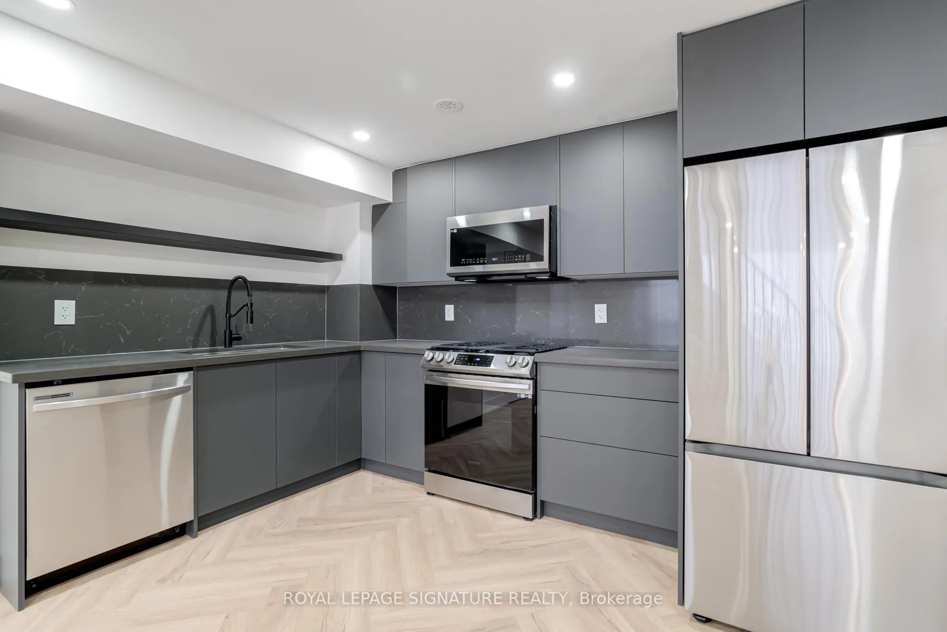 Photo 11 of Unit 2, 861 O'Connor Drive E, Toronto, O'Connor-Parkview — HOMEH