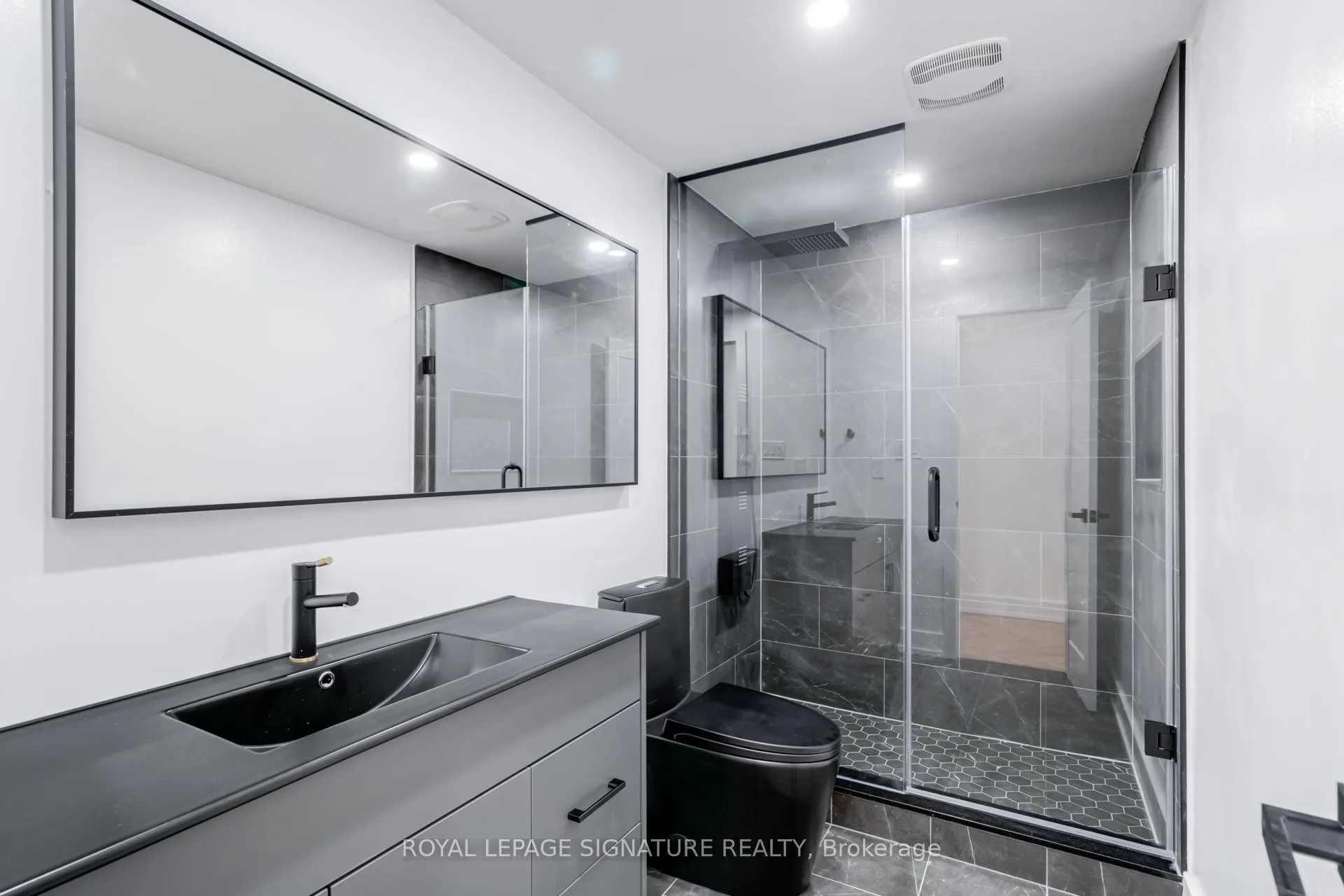 Photo 24 of Unit 2, 861 O'Connor Drive E, Toronto, O'Connor-Parkview — HOMEH