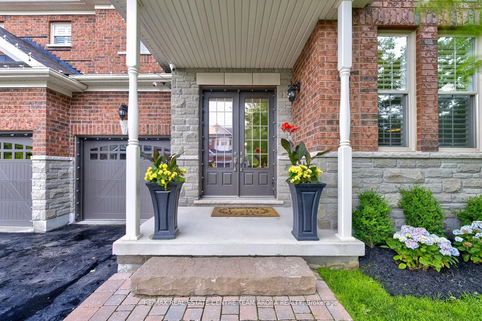 Photo 3 of 7 Oceans Pond Court, Caledon, Caledon East — HOMEH