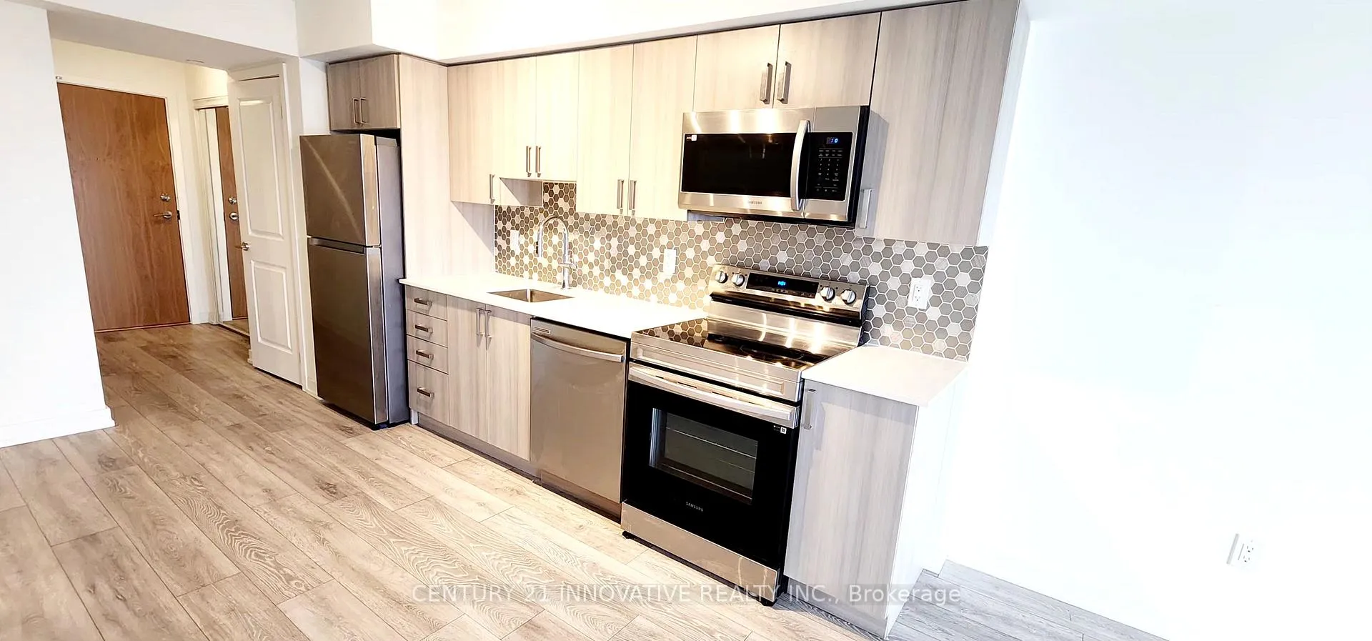 Photo 6 of Unit 1712, 1455 Celebration Drive, Pickering, Bay Ridges — HOMEH