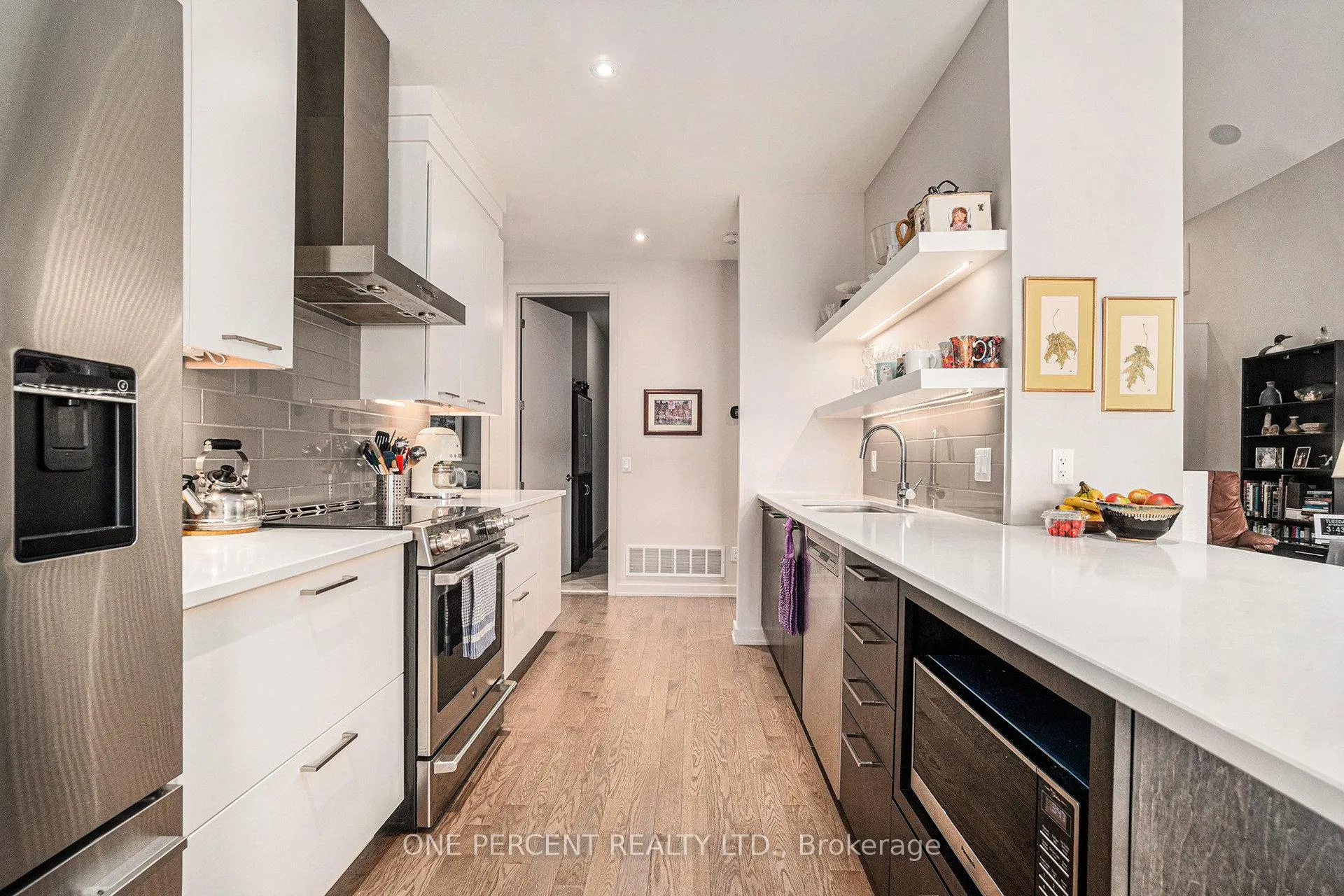 Photo 7 of 123 Pathfinder Way, Ottawa, Riverside South/Gloucester Glen — HOMEH