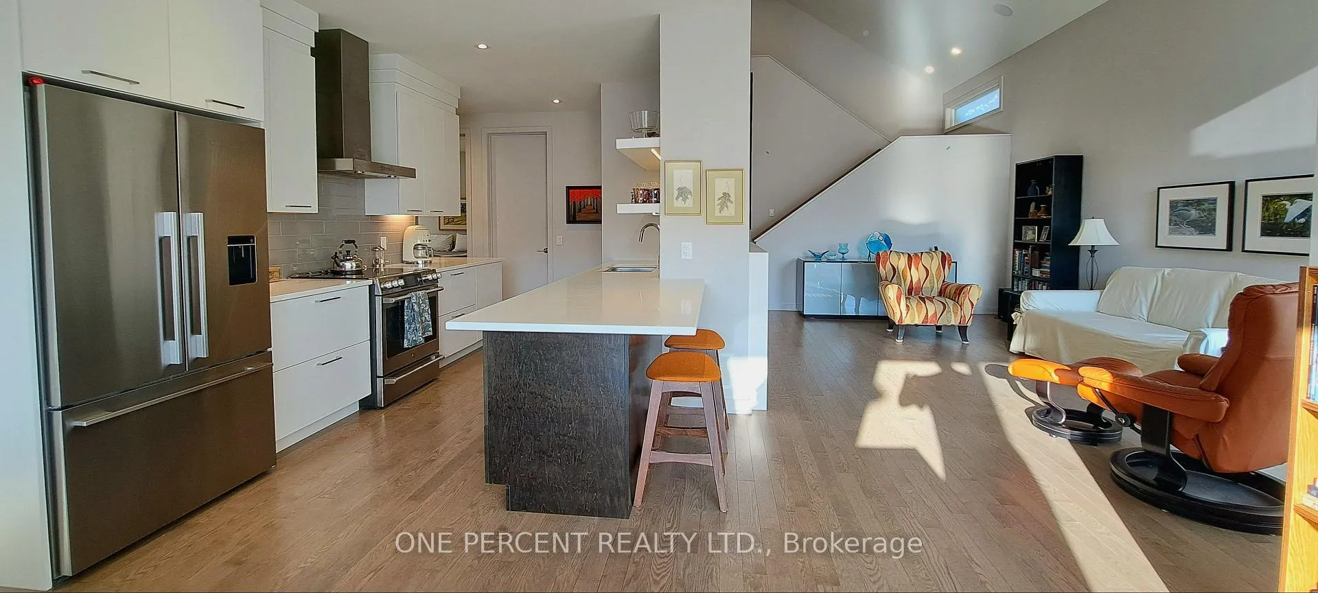 Photo 8 of 123 Pathfinder Way, Ottawa, Riverside South/Gloucester Glen — HOMEH