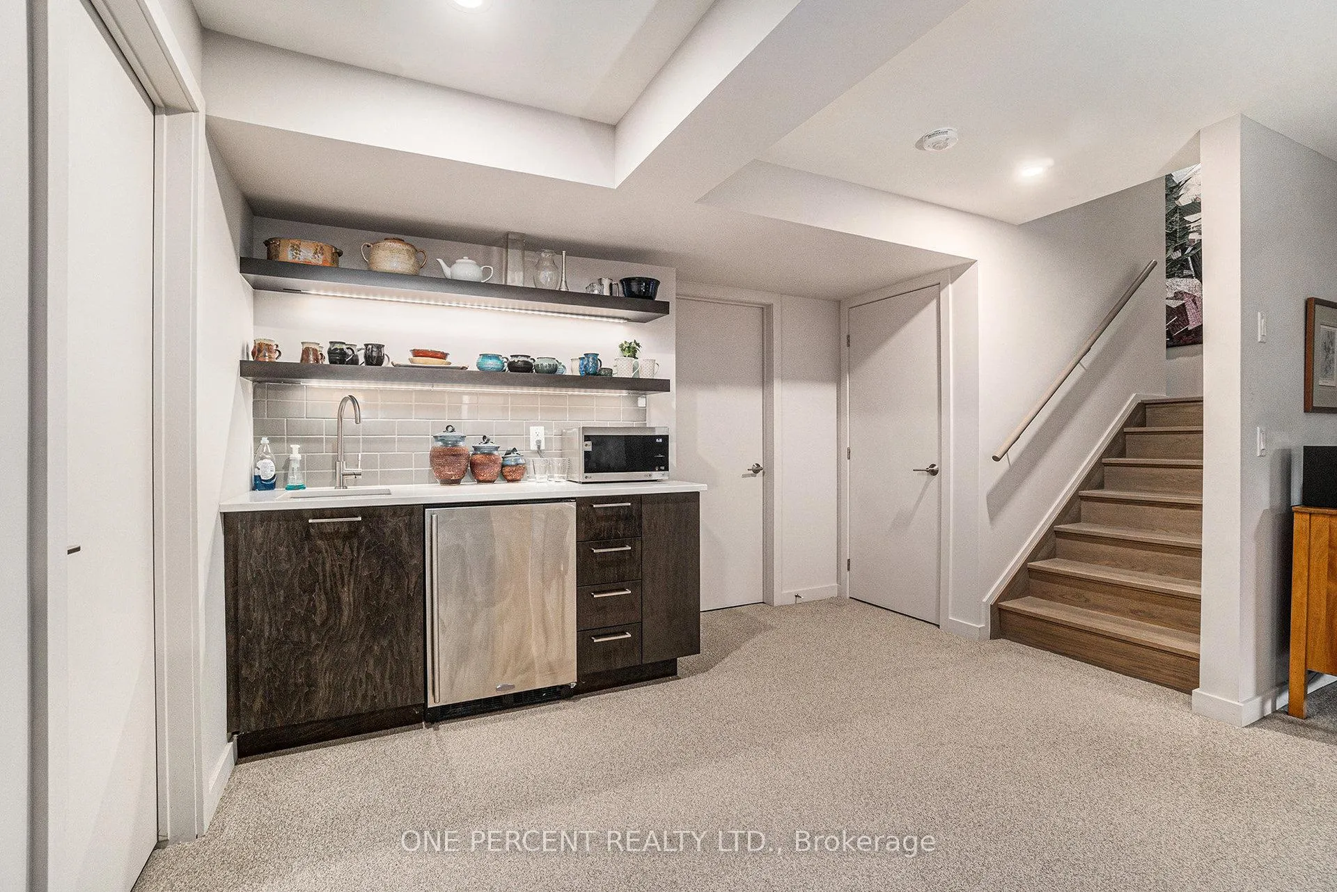 Photo 22 of 123 Pathfinder Way, Ottawa, Riverside South/Gloucester Glen — HOMEH