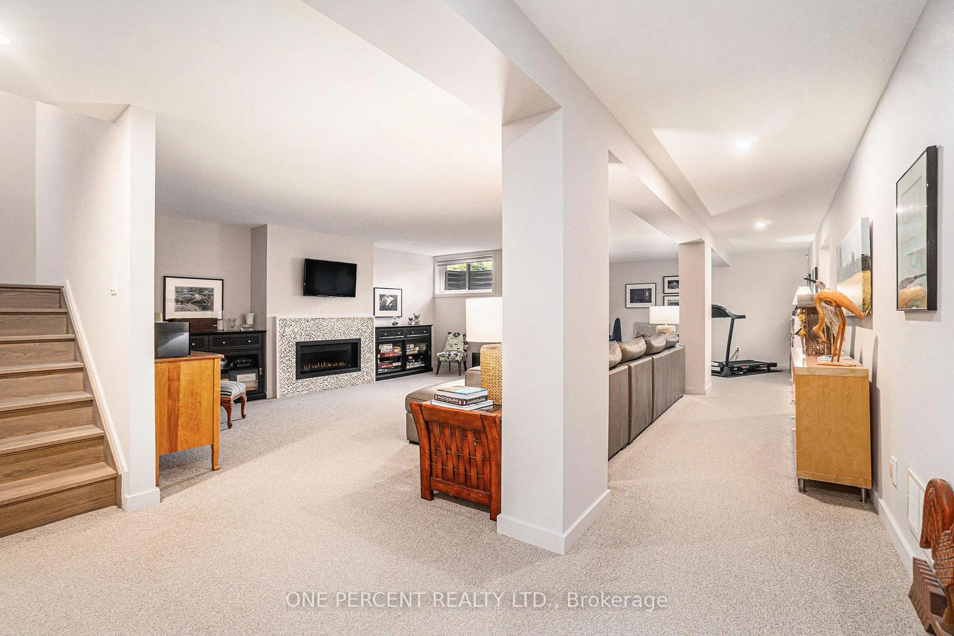 Photo 23 of 123 Pathfinder Way, Ottawa, Riverside South/Gloucester Glen — HOMEH