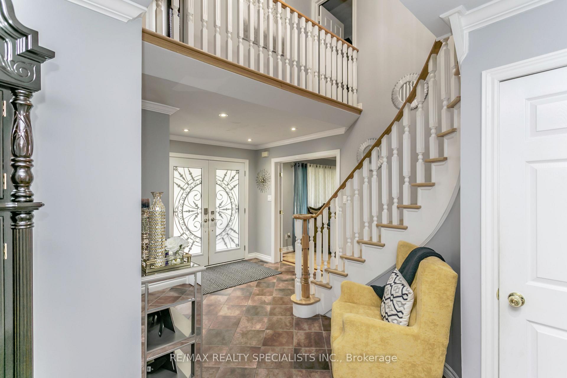 Photo 2 of 49 Simms Drive, Ajax, Central West — HOMEH