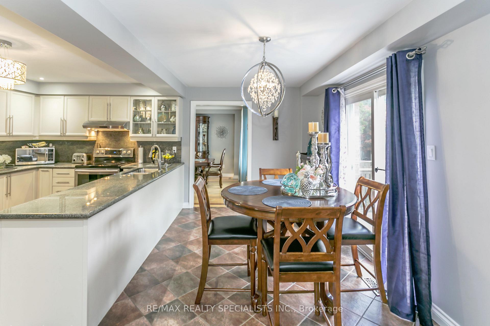 Photo 11 of 49 Simms Drive, Ajax, Central West — HOMEH