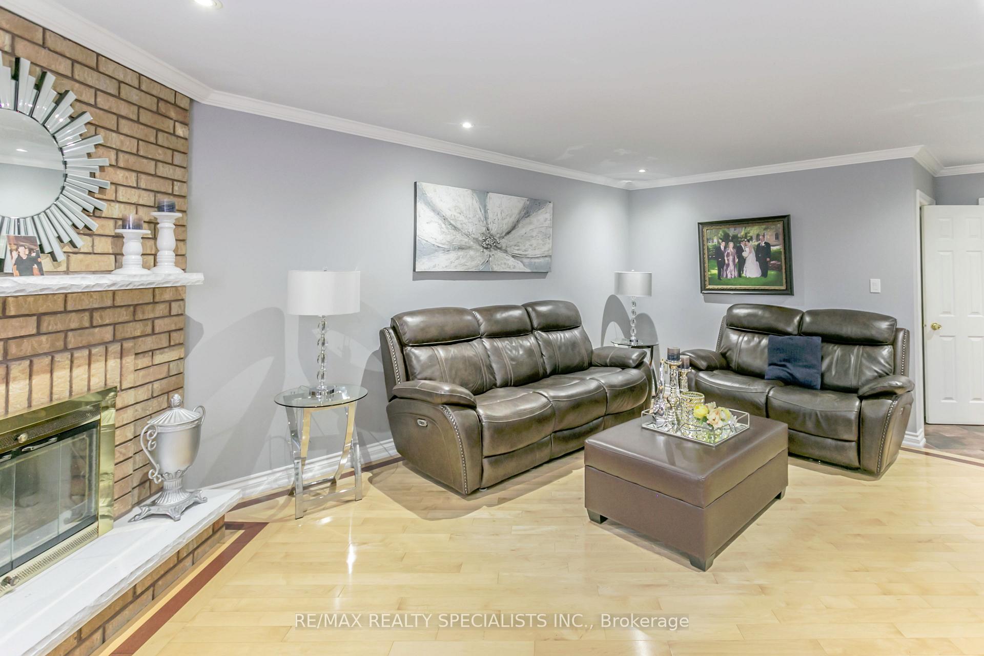 Photo 15 of 49 Simms Drive, Ajax, Central West — HOMEH
