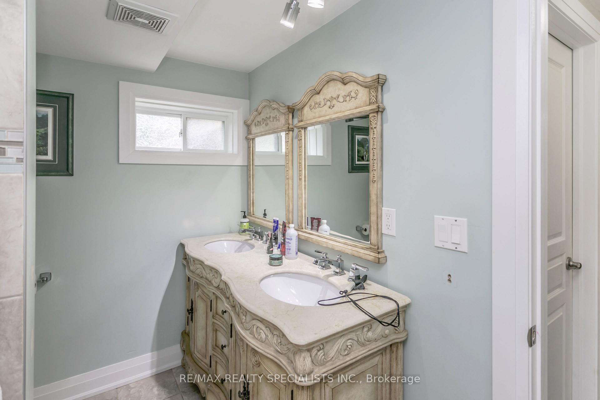 Photo 37 of 49 Simms Drive, Ajax, Central West — HOMEH