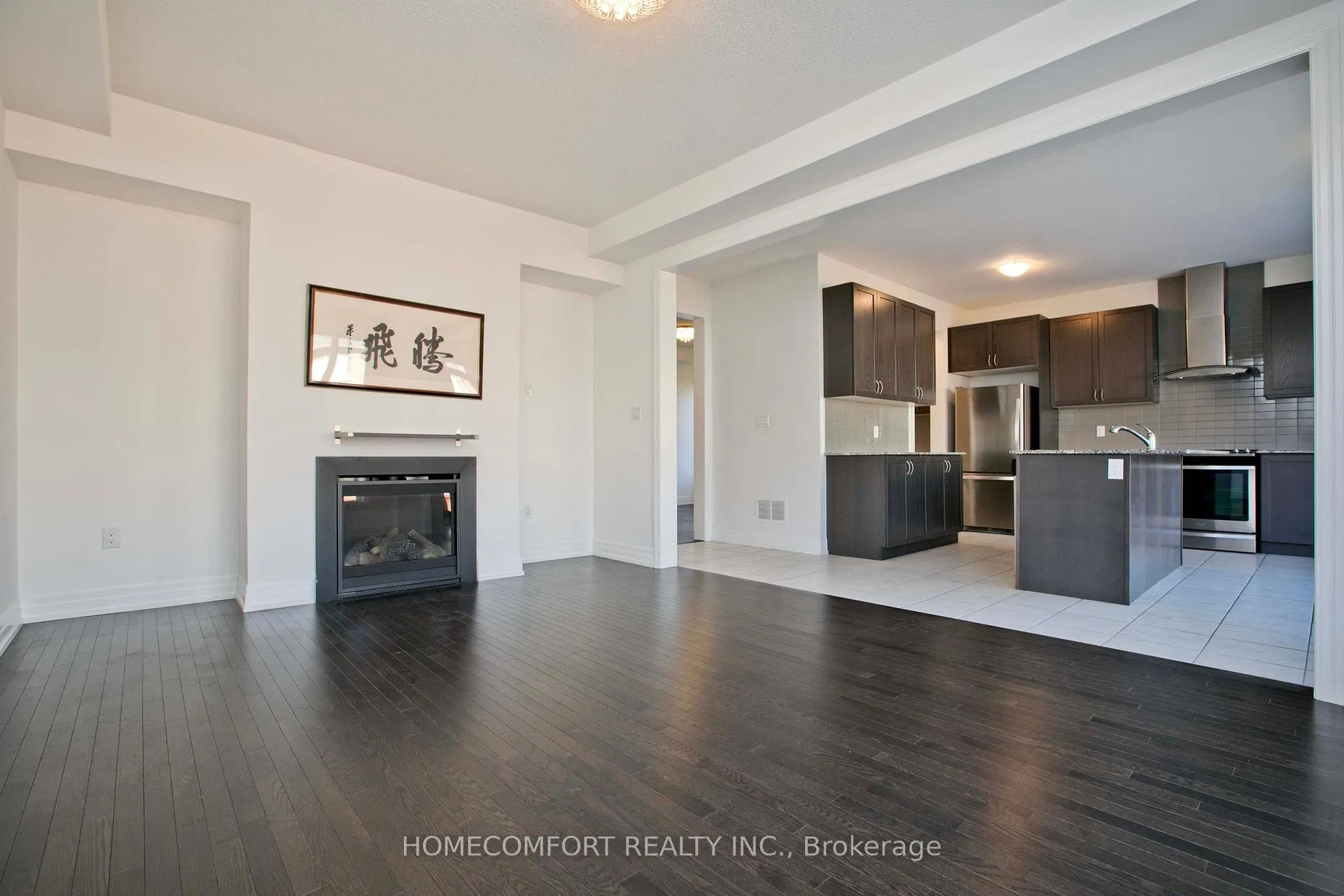 Photo 4 of 14 St Ives Crescent, Whitby, Williamsburg — HOMEH