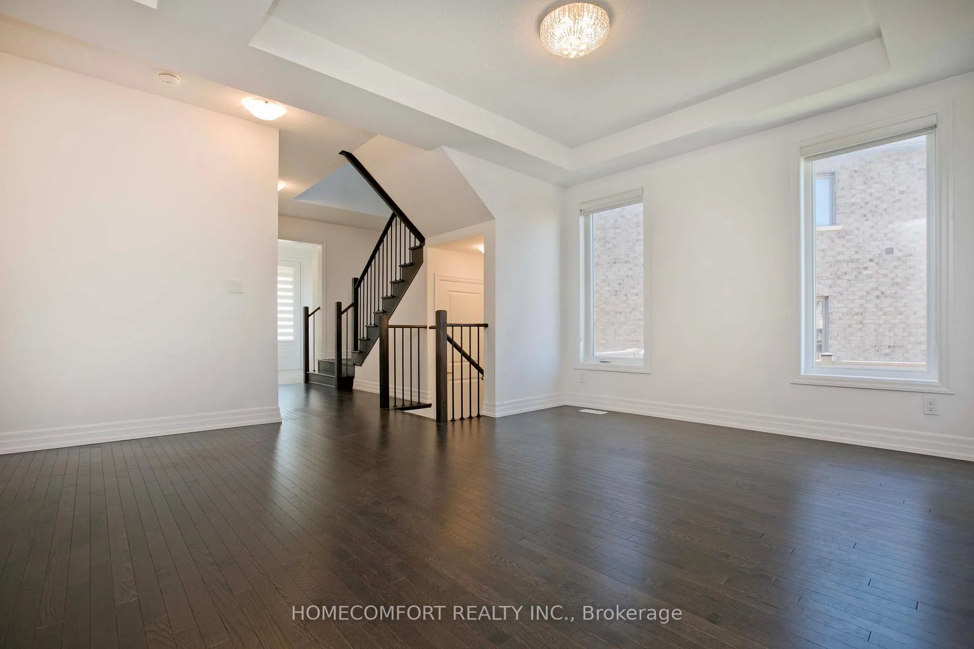 Photo 11 of 14 St Ives Crescent, Whitby, Williamsburg — HOMEH