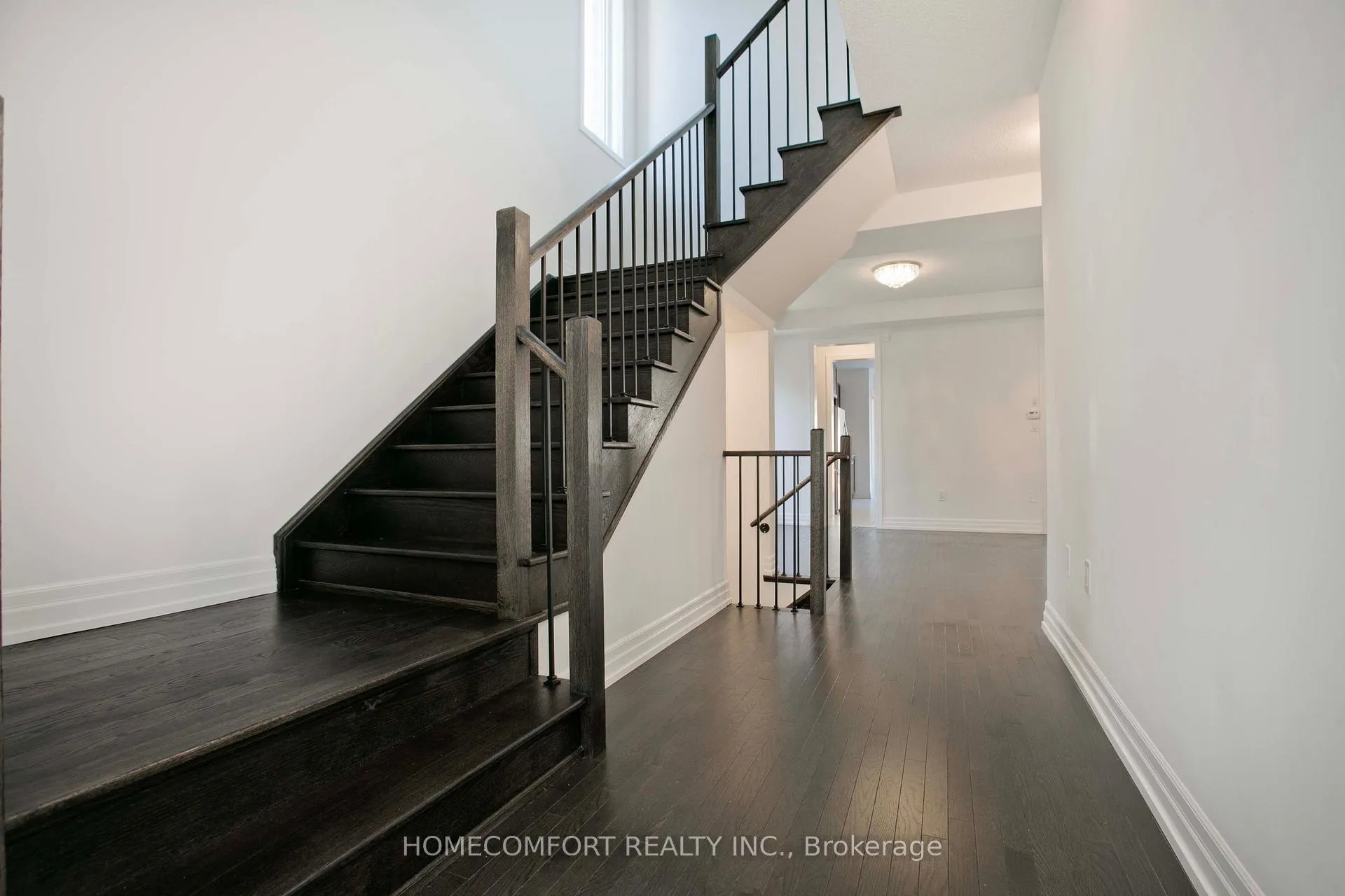 Photo 16 of 14 St Ives Crescent, Whitby, Williamsburg — HOMEH