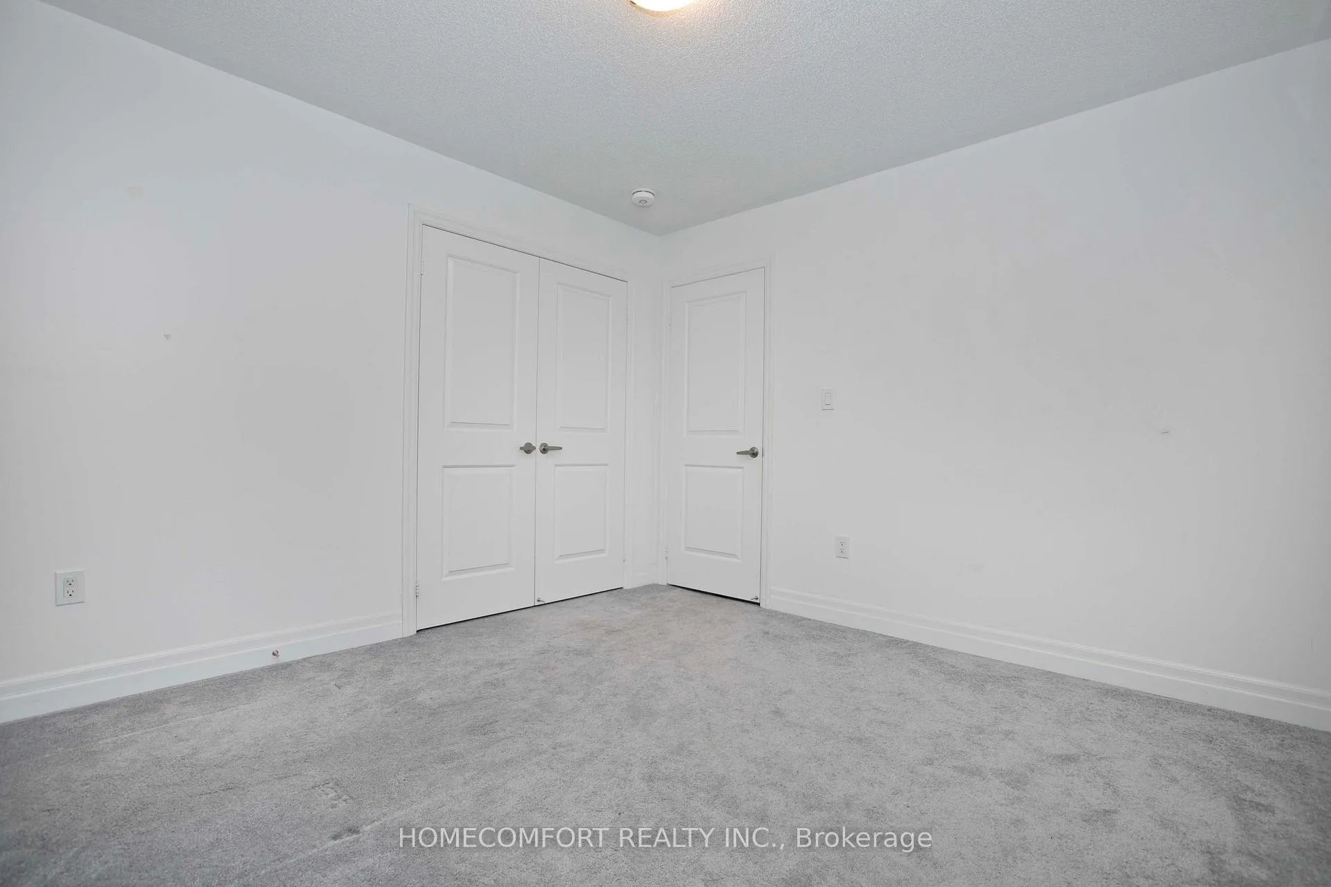 Photo 24 of 14 St Ives Crescent, Whitby, Williamsburg — HOMEH