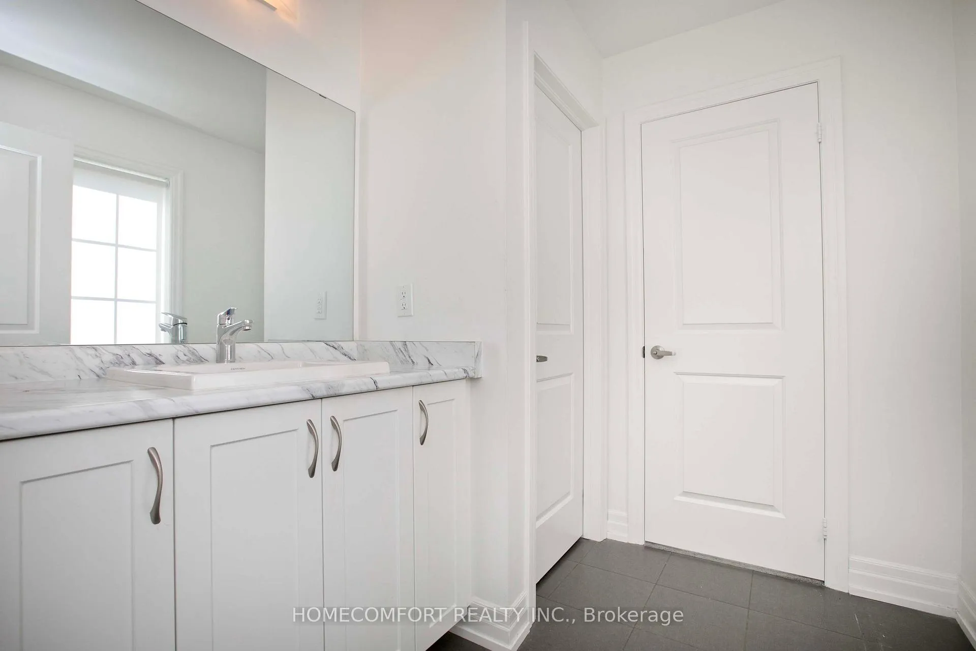 Photo 28 of 14 St Ives Crescent, Whitby, Williamsburg — HOMEH