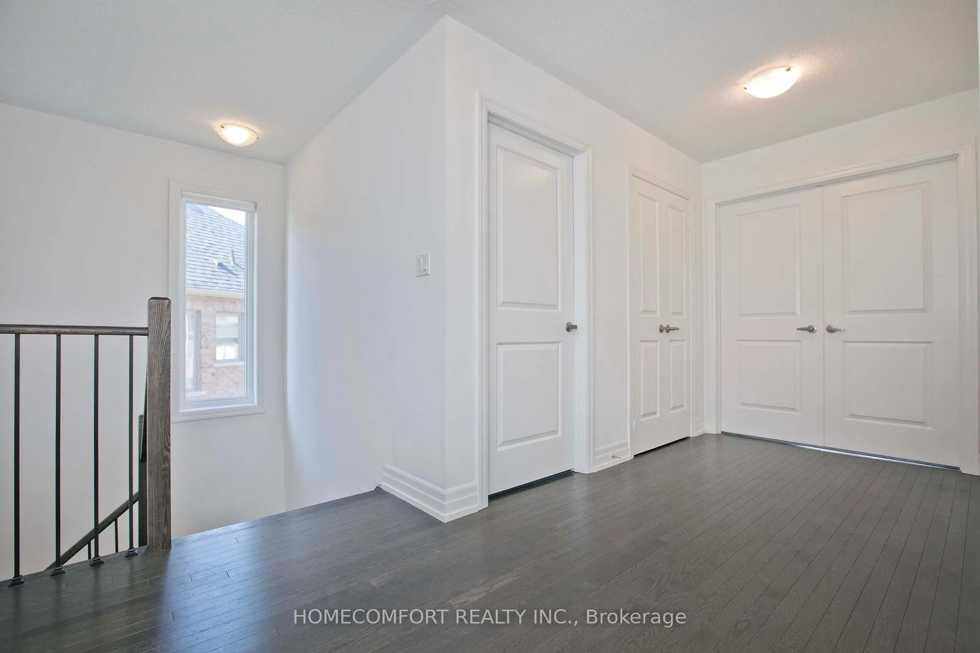 Photo 32 of 14 St Ives Crescent, Whitby, Williamsburg — HOMEH