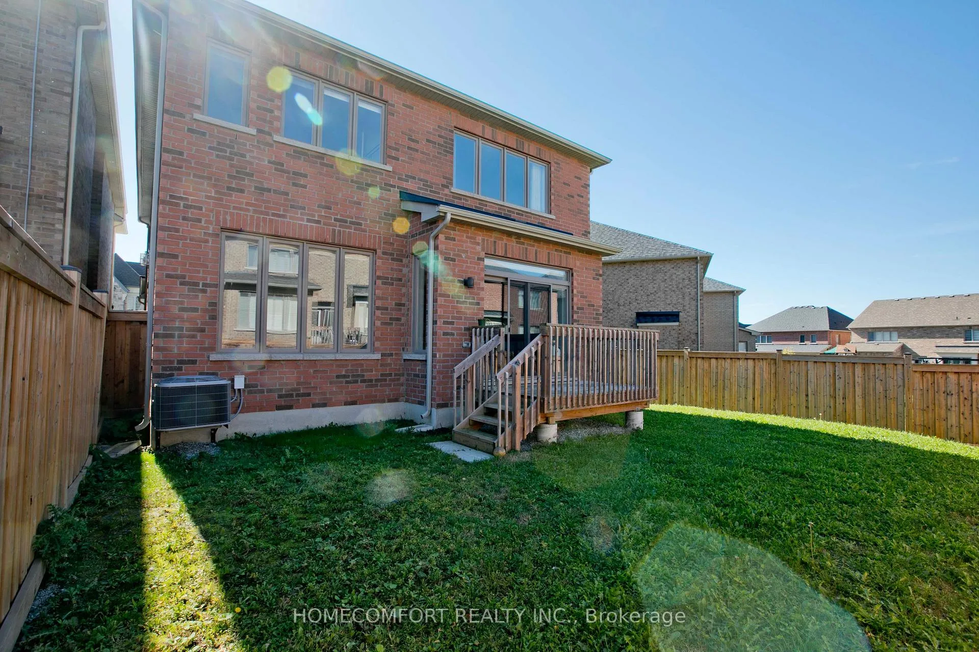 Photo 36 of 14 St Ives Crescent, Whitby, Williamsburg — HOMEH