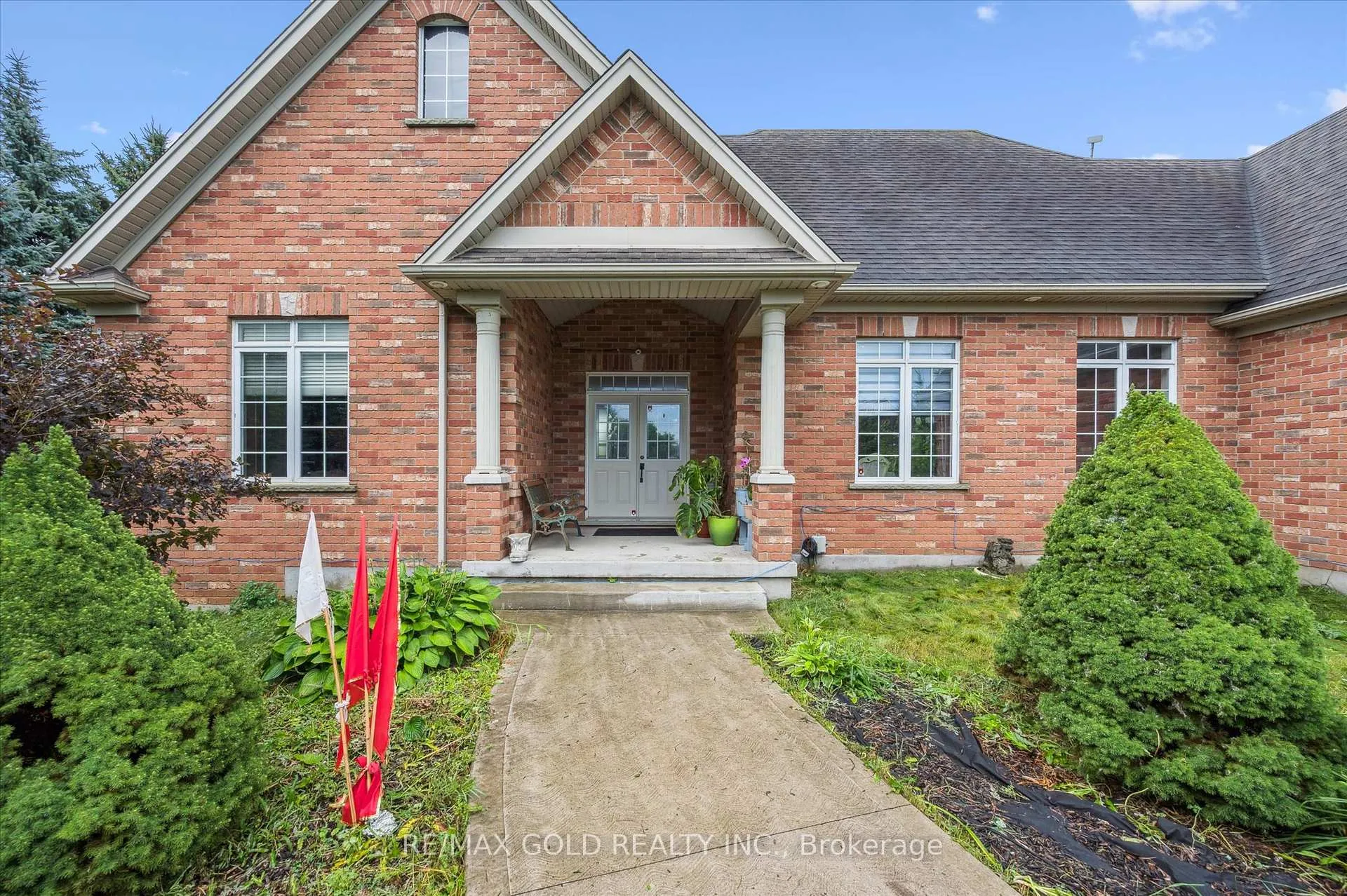 Photo 4 of 6615 Ellis Road, Puslinch, Puslinch Lake Settlement Areas — HOMEH