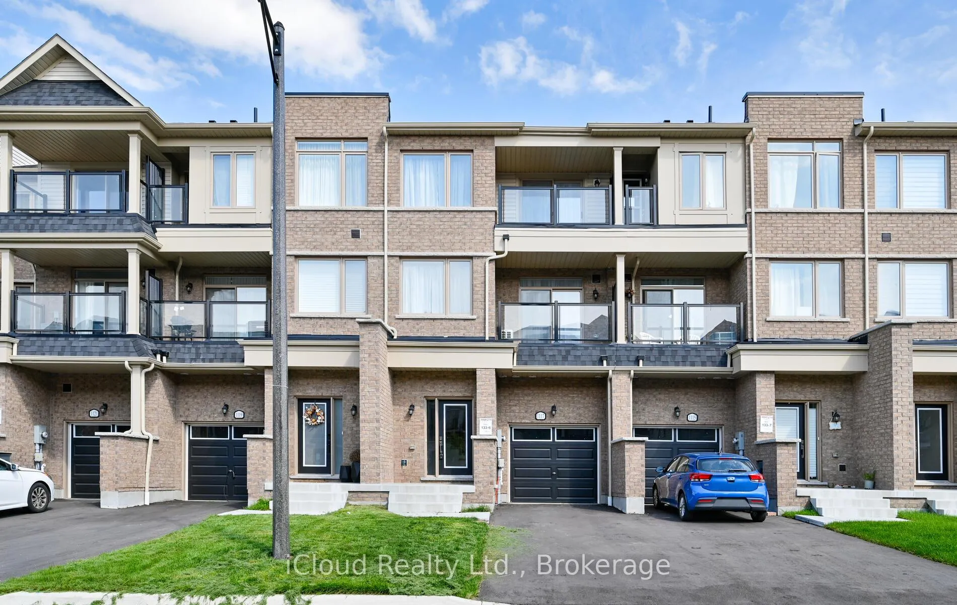 Front of 1117 Lockie Drive