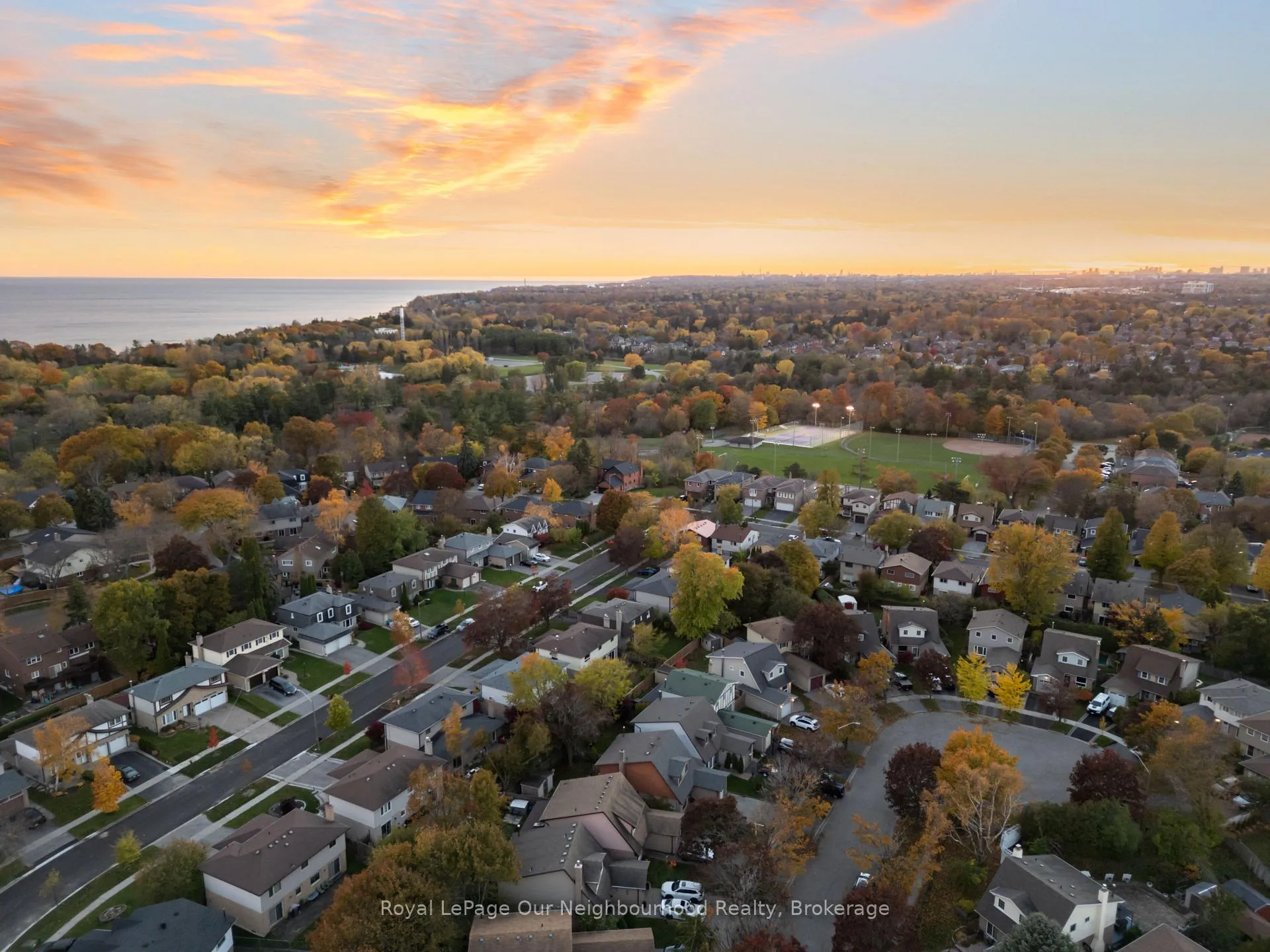 Photo 29 of 535 Carmello Court, Pickering, West Shore — HOMEH