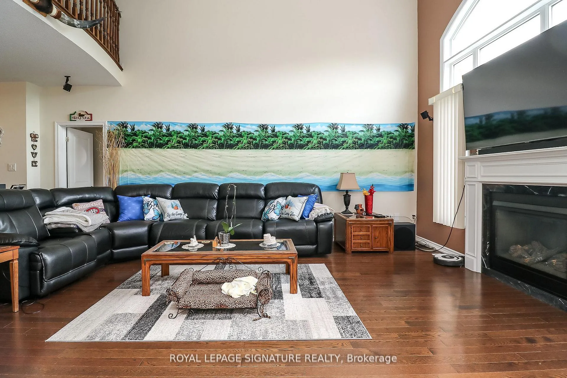 Photo 5 of 48 Allegra Drive, Wasaga Beach — HOMEH