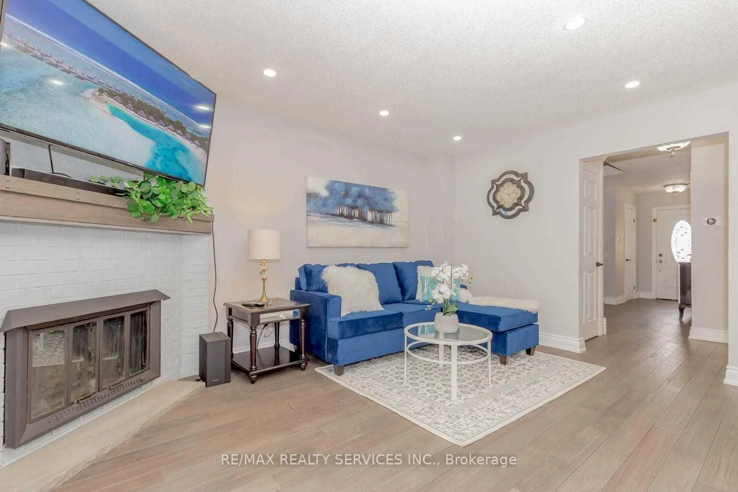 Photo 6 of Unit **Upper**, 89 Martindale Crescent, Brampton, Brampton West — HOMEH