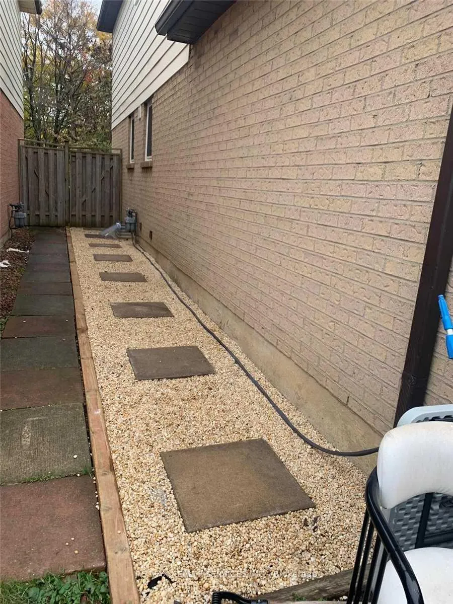 Photo 16 of Unit **Upper**, 89 Martindale Crescent, Brampton, Brampton West — HOMEH