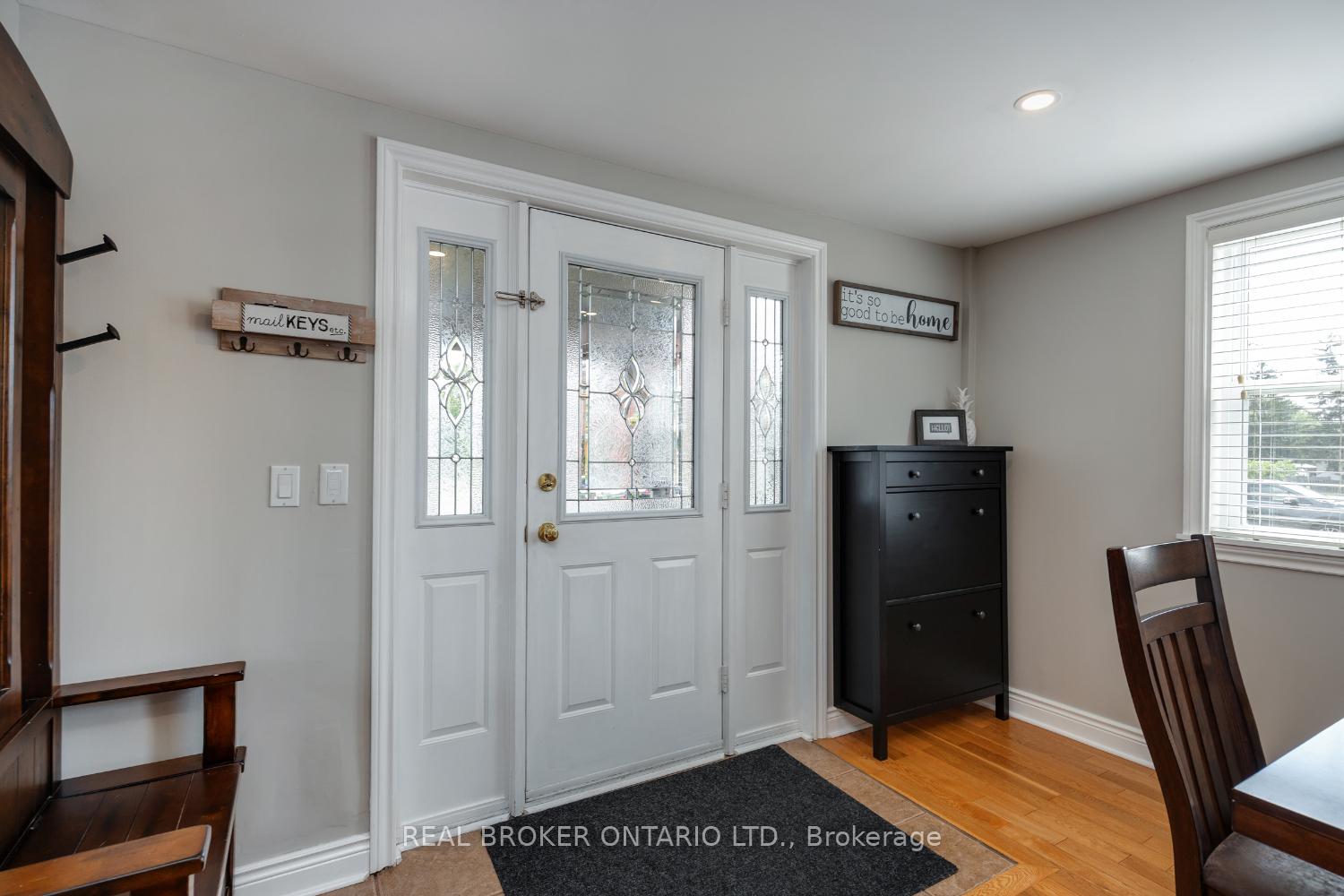 Photo 6 of 22 Second Street, Clarington, Bowmanville — HOMEH