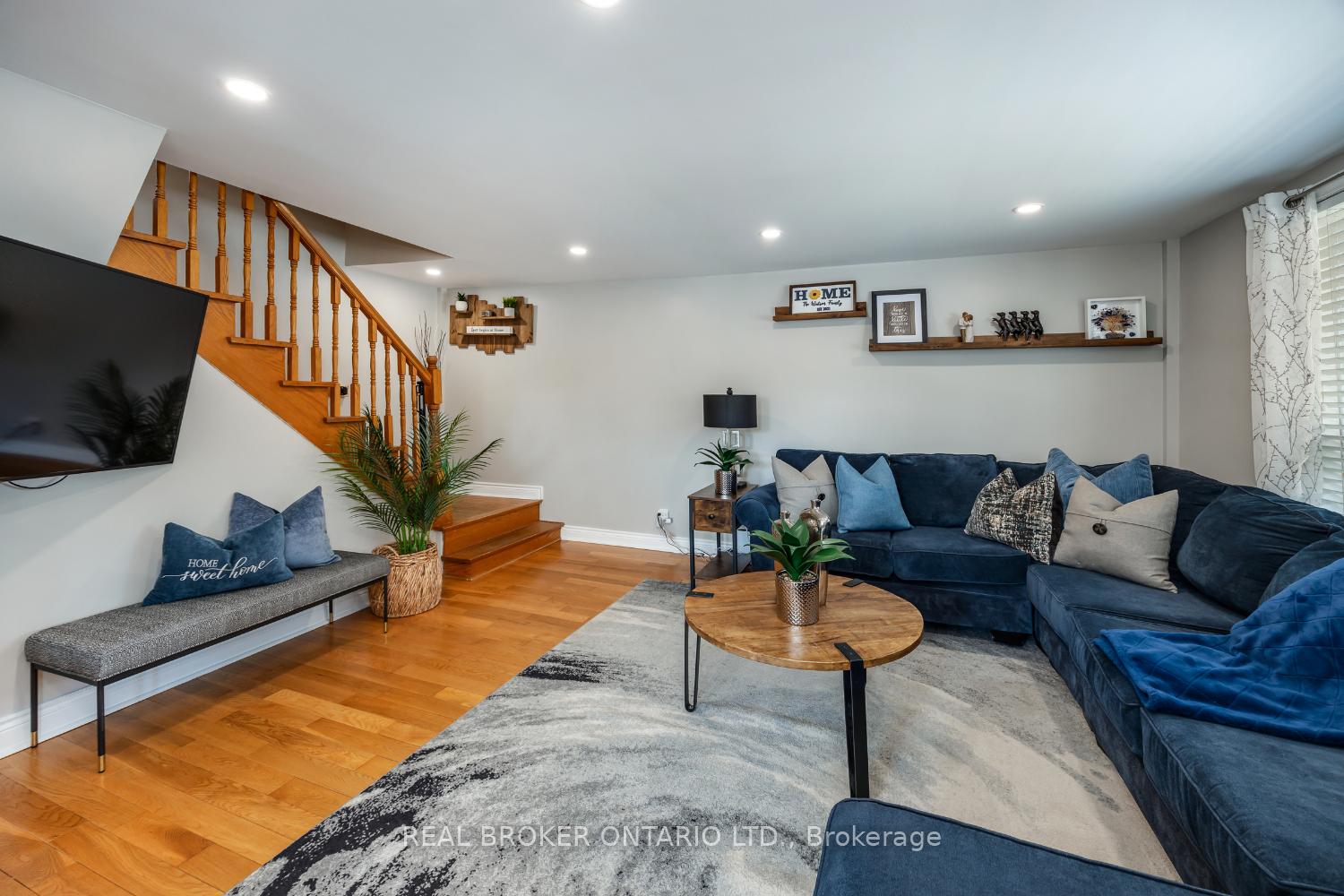 Photo 9 of 22 Second Street, Clarington, Bowmanville — HOMEH