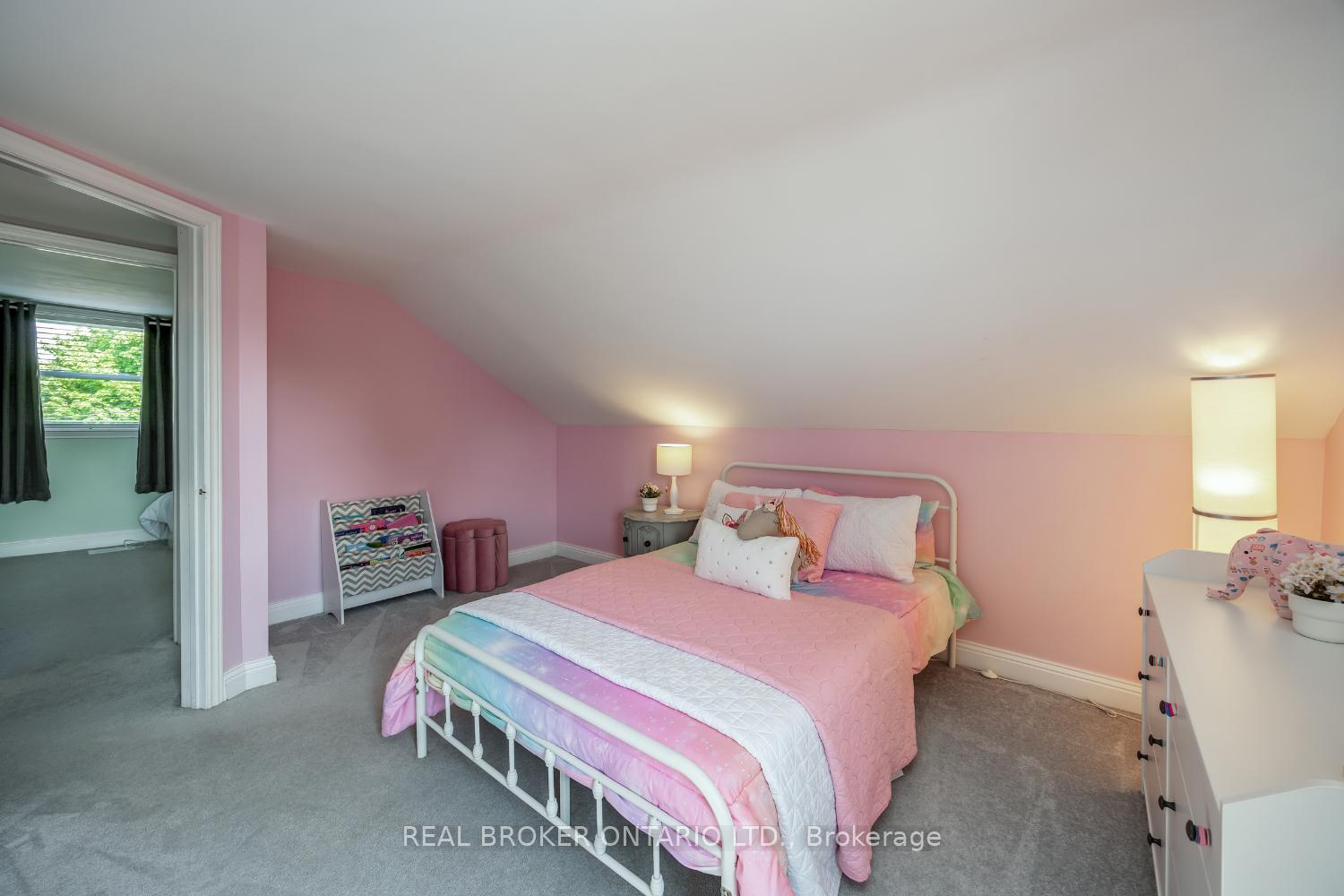 Photo 23 of 22 Second Street, Clarington, Bowmanville — HOMEH