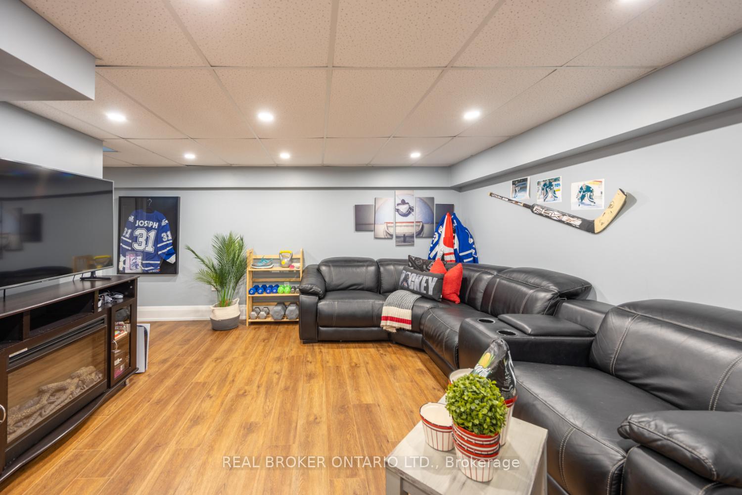Photo 27 of 22 Second Street, Clarington, Bowmanville — HOMEH