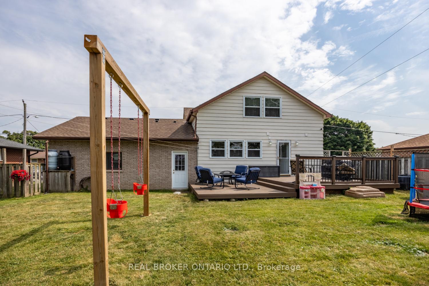 Photo 29 of 22 Second Street, Clarington, Bowmanville — HOMEH