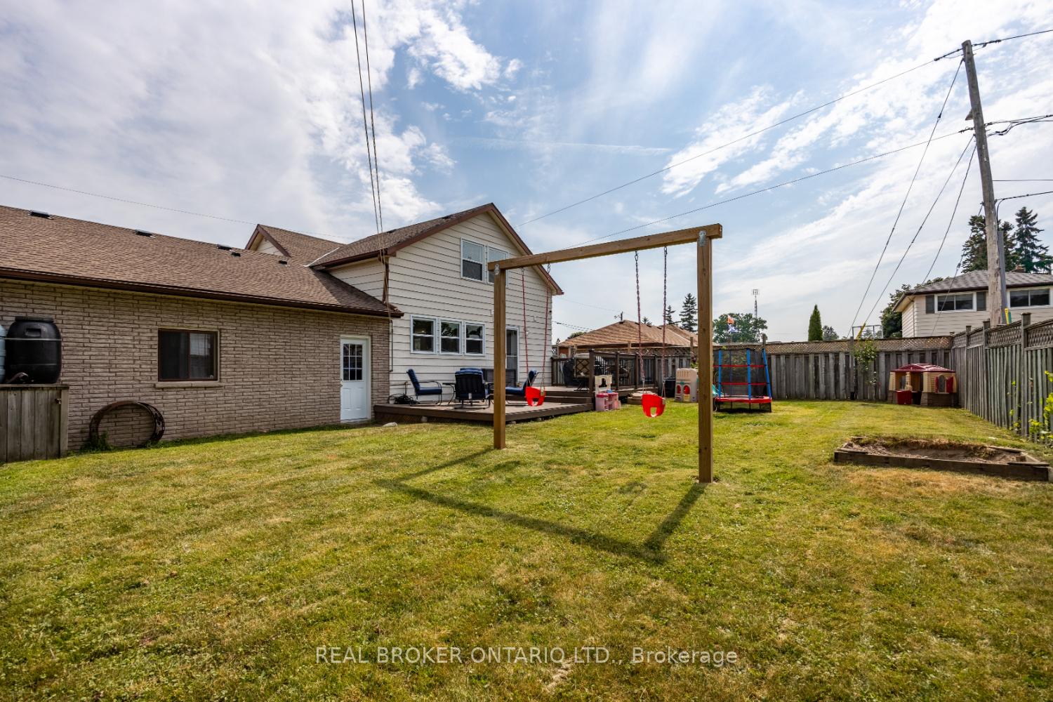 Photo 30 of 22 Second Street, Clarington, Bowmanville — HOMEH