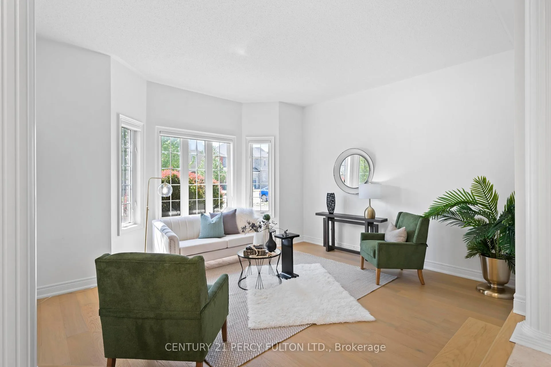 Photo 3 of 35 Donwoods Court, Brampton, Vales of Castlemore — HOMEH