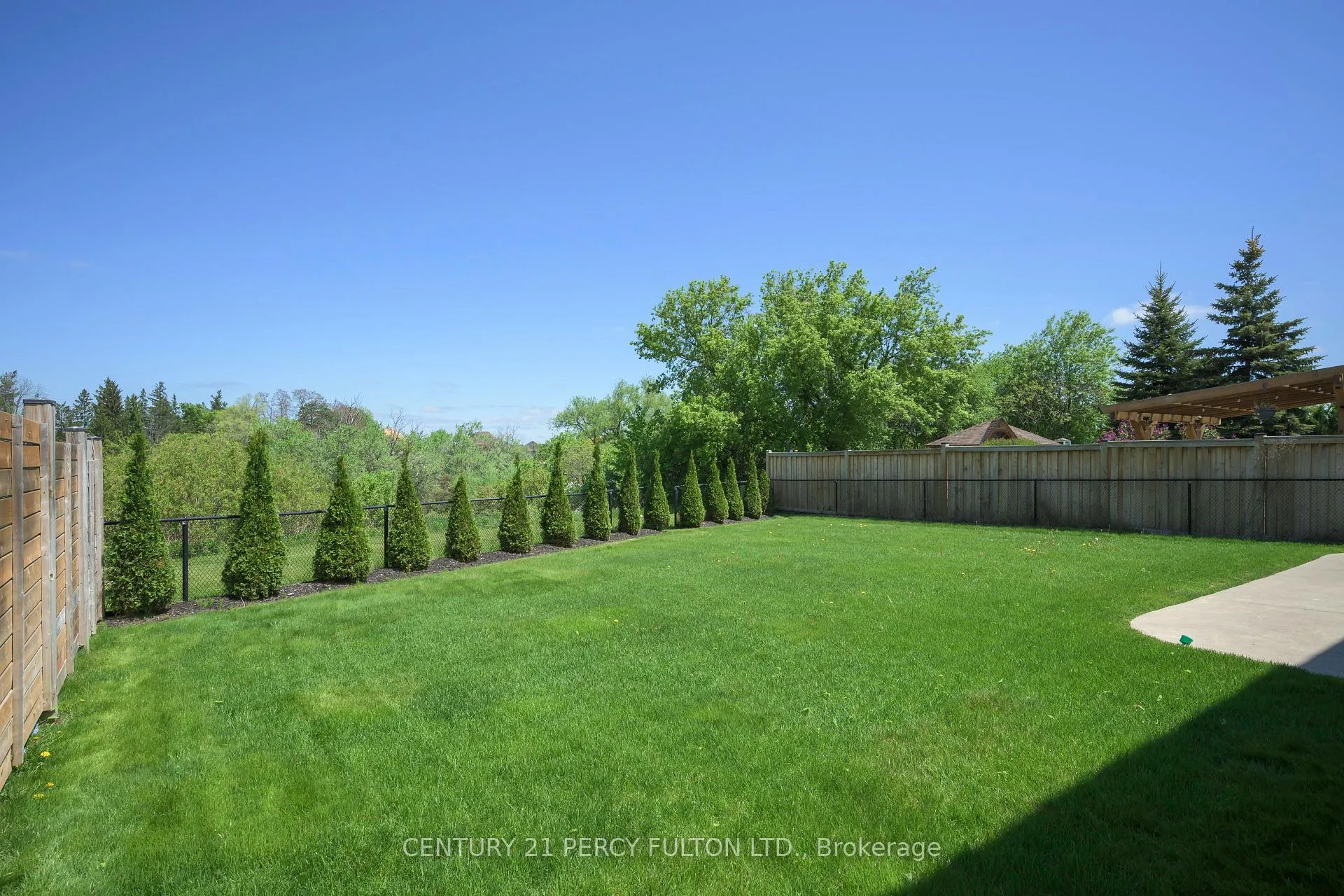 Photo 27 of 35 Donwoods Court, Brampton, Vales of Castlemore — HOMEH