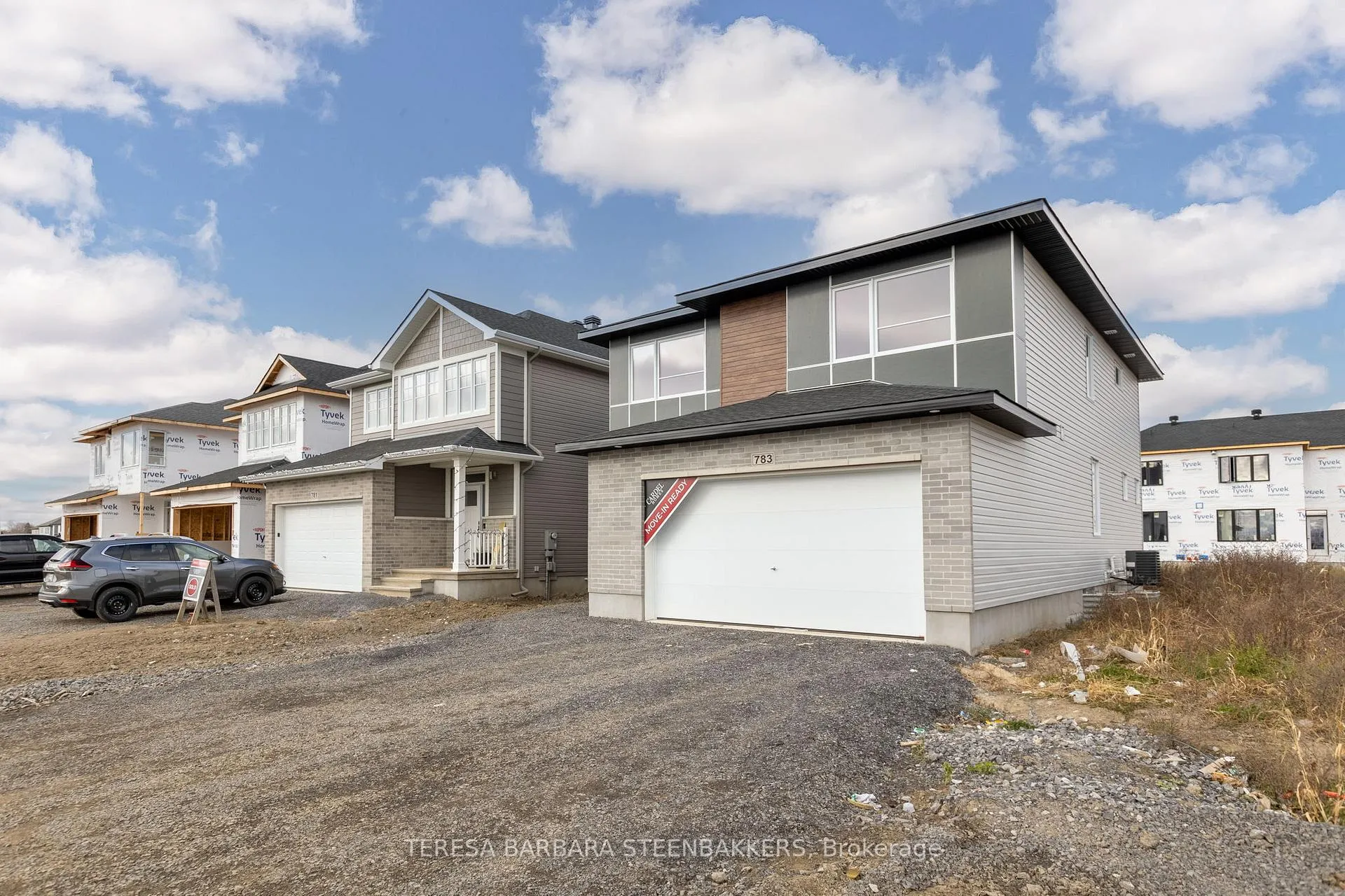 Photo 2 of 783 Kenny Gordon Avenue, Ottawa, Riverside South/Gloucester Glen — HOMEH