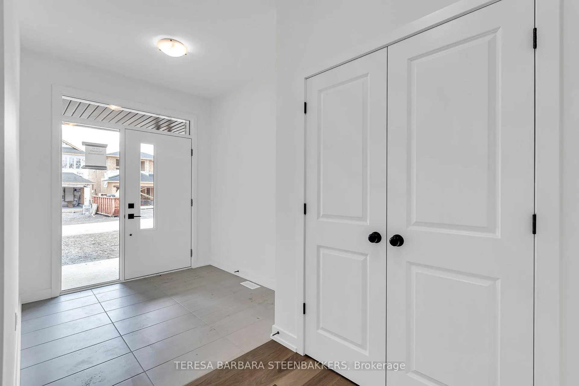 Photo 3 of 783 Kenny Gordon Avenue, Ottawa, Riverside South/Gloucester Glen — HOMEH