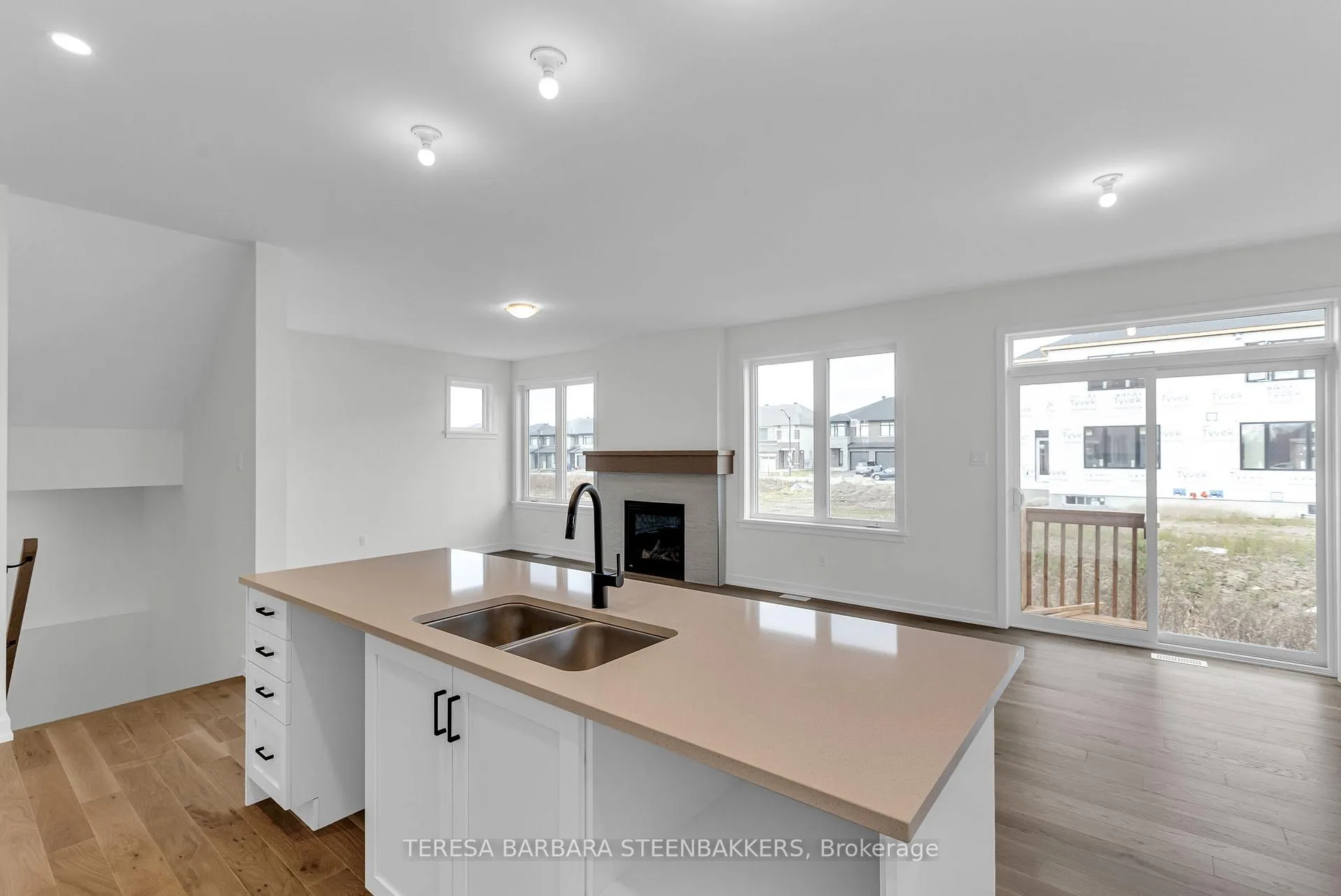 Photo 13 of 783 Kenny Gordon Avenue, Ottawa, Riverside South/Gloucester Glen — HOMEH