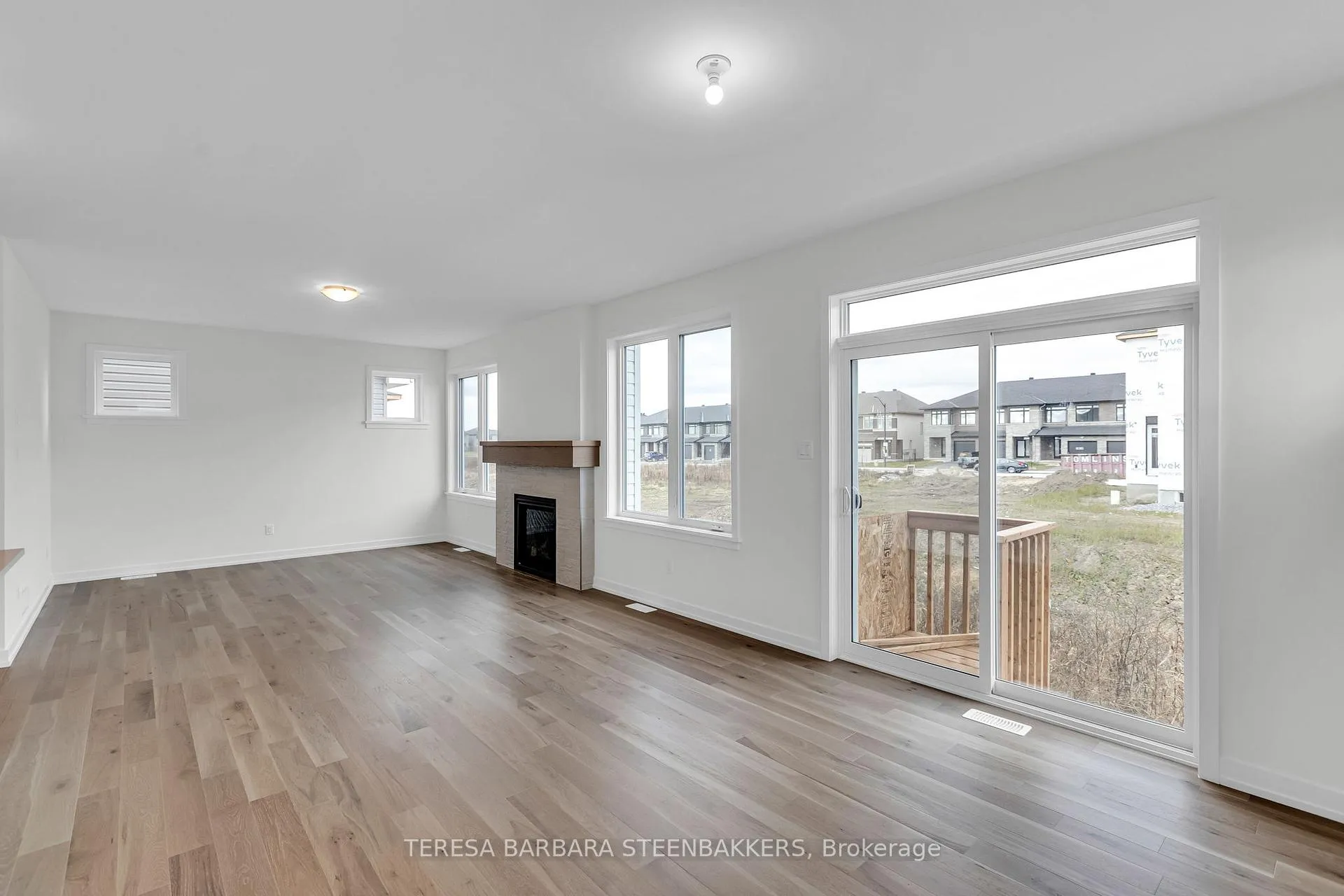 Photo 14 of 783 Kenny Gordon Avenue, Ottawa, Riverside South/Gloucester Glen — HOMEH