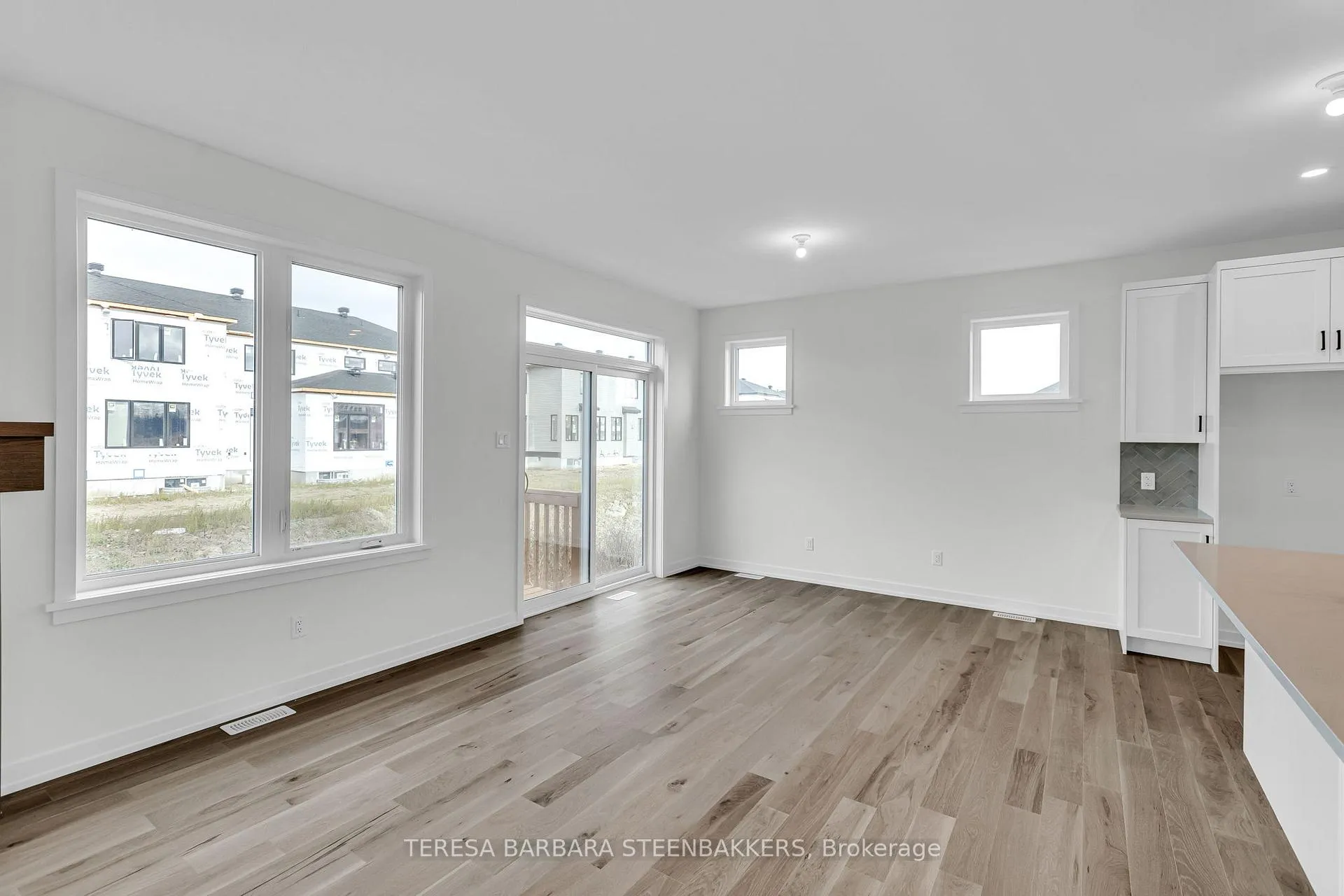 Photo 15 of 783 Kenny Gordon Avenue, Ottawa, Riverside South/Gloucester Glen — HOMEH