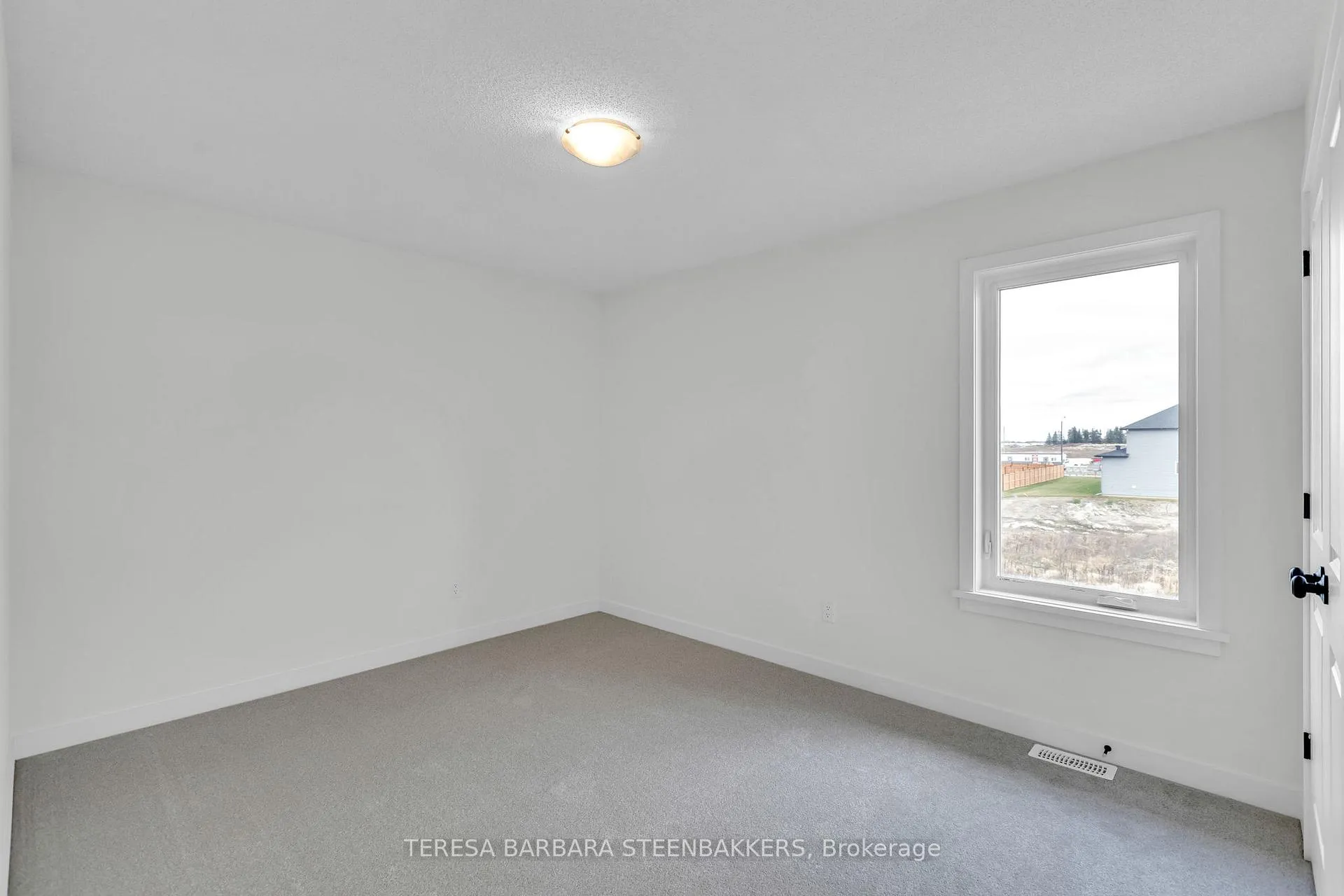 Photo 30 of 783 Kenny Gordon Avenue, Ottawa, Riverside South/Gloucester Glen — HOMEH