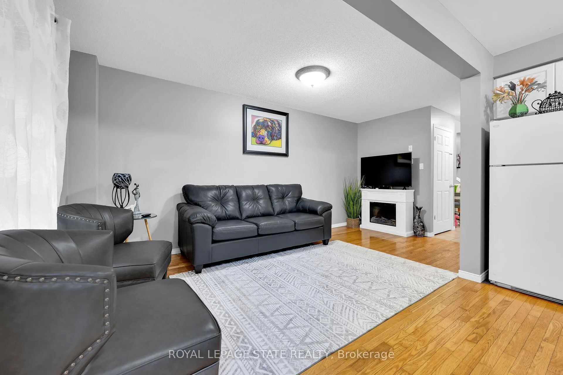 Photo 15 of 5 Vulcan Court, Hamilton, Stoney Creek — HOMEH