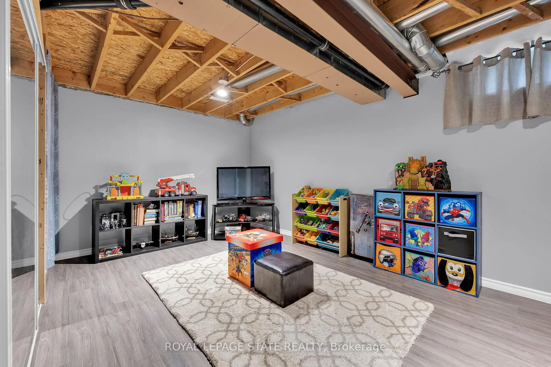 Photo 28 of 5 Vulcan Court, Hamilton, Stoney Creek — HOMEH
